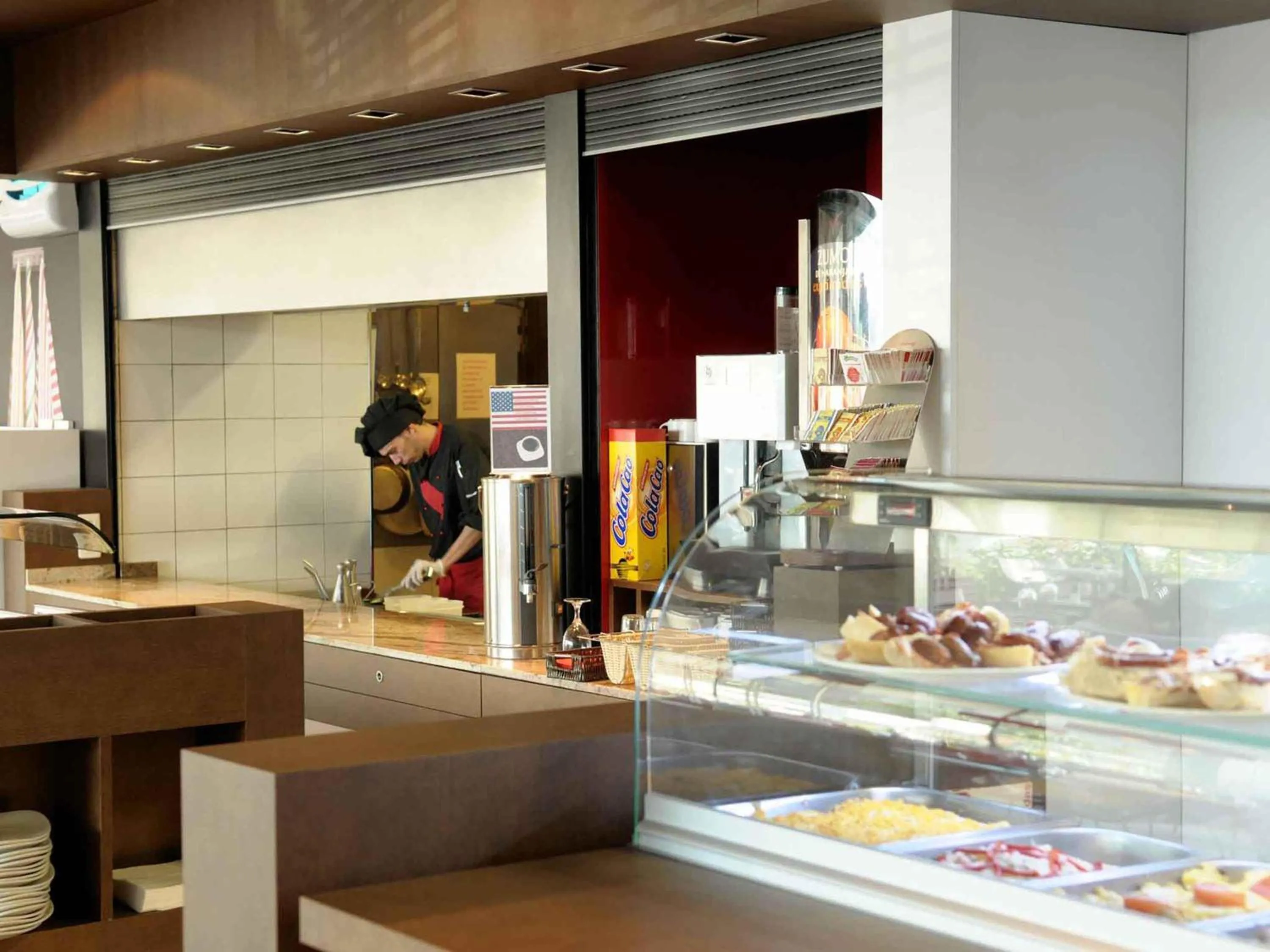 Lounge or bar in Ibis Lleida