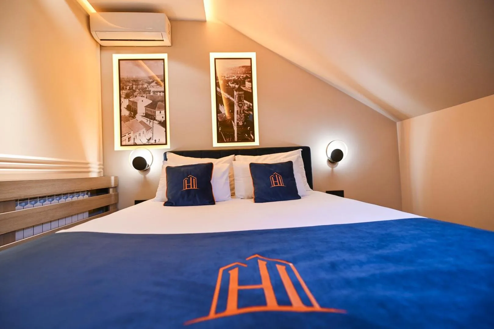 Bedroom, Bed in Hotel Ideja