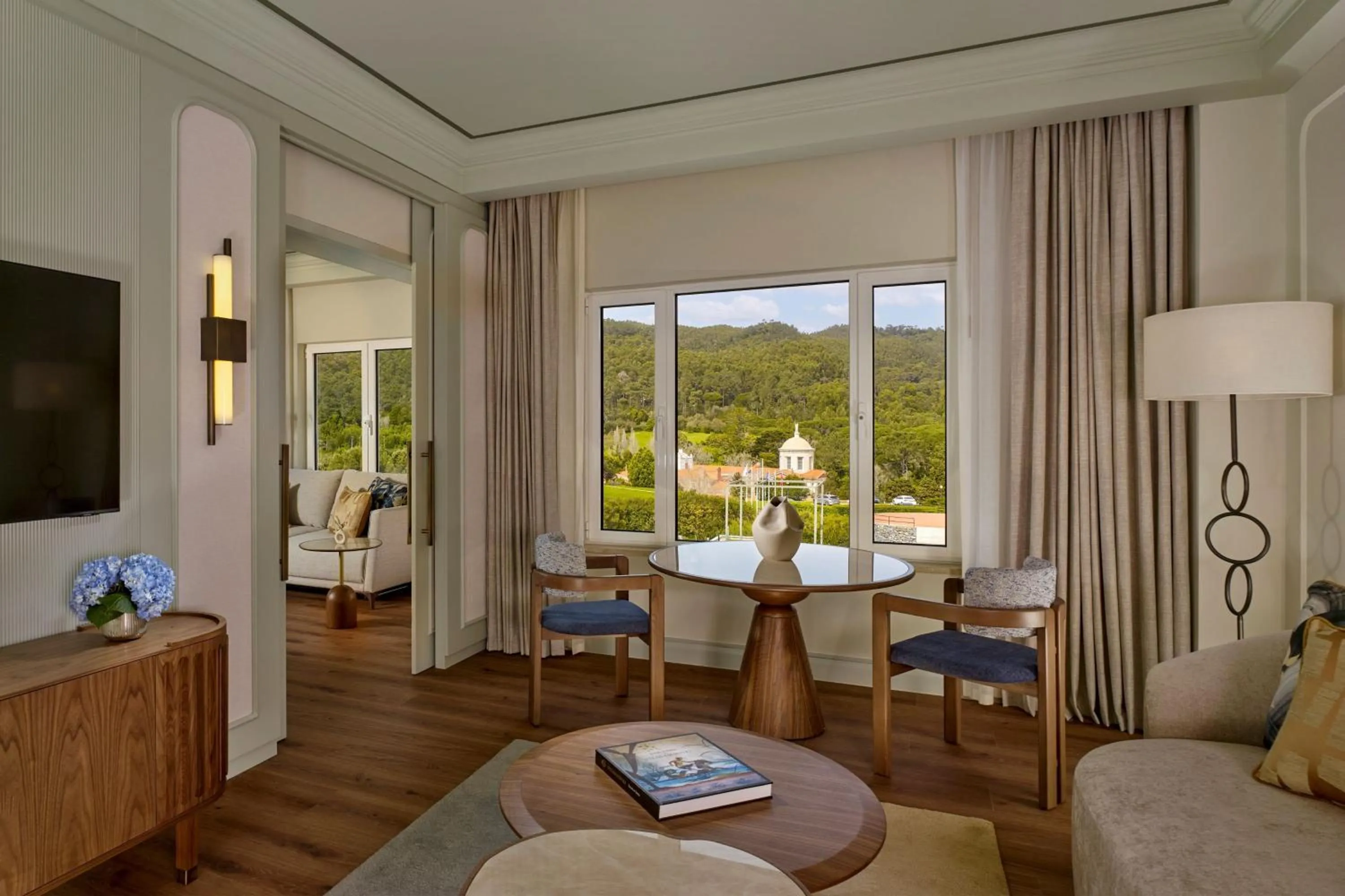 Photo of the whole room in Penha Longa Resort