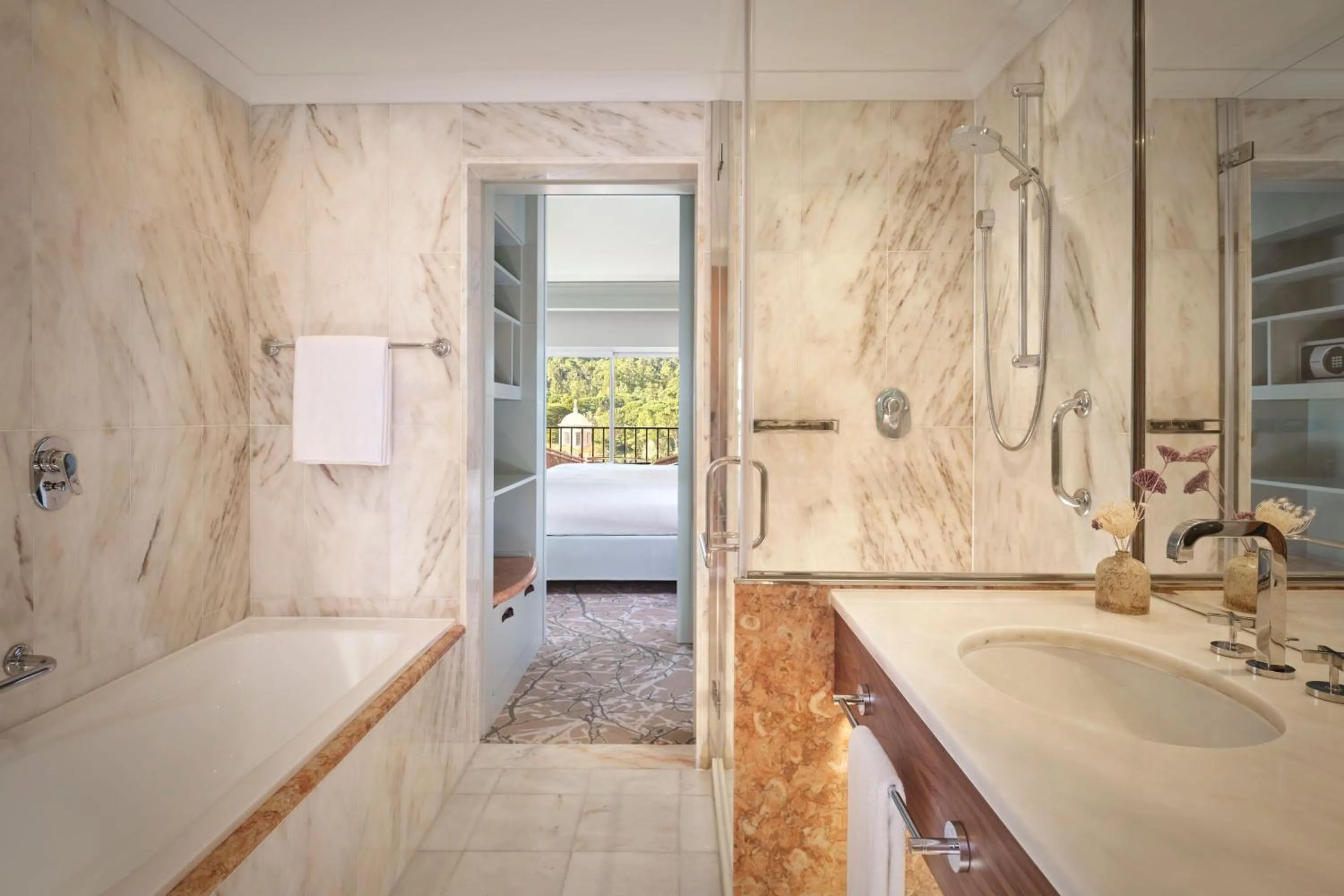 Bathroom in Penha Longa Resort