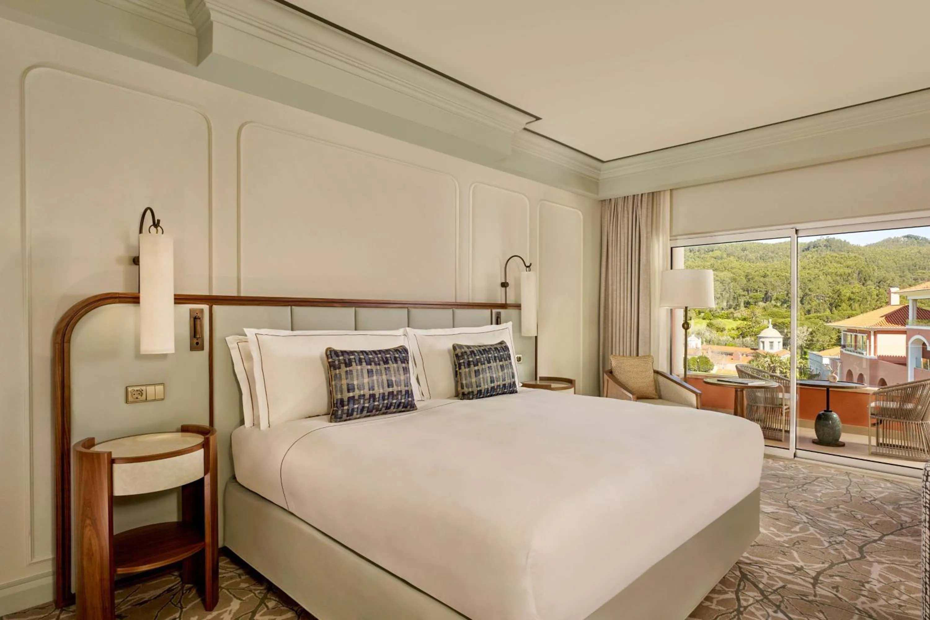 Photo of the whole room, Bed in Penha Longa Resort