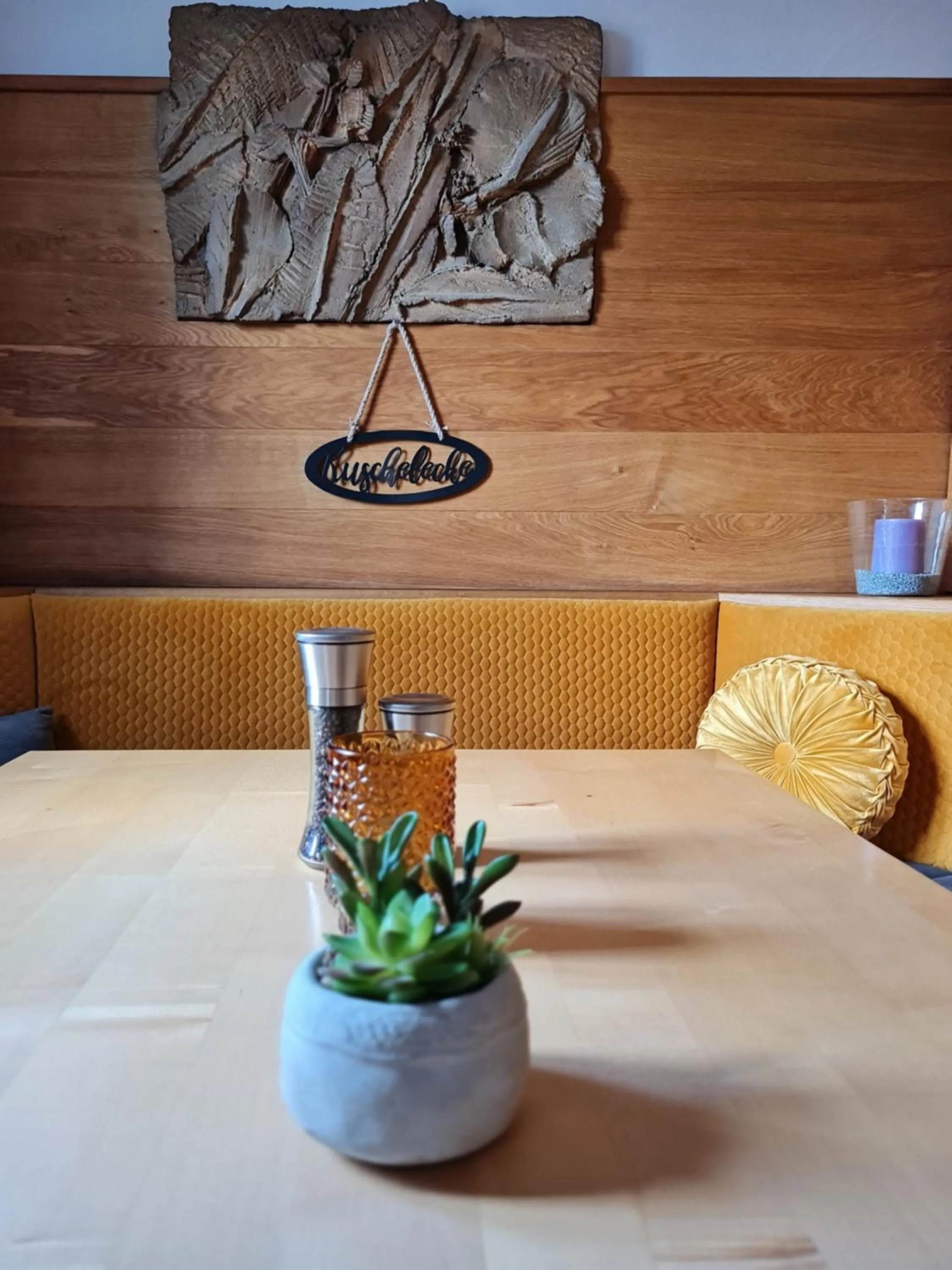 Restaurant/places to eat in Gasthof zur Post