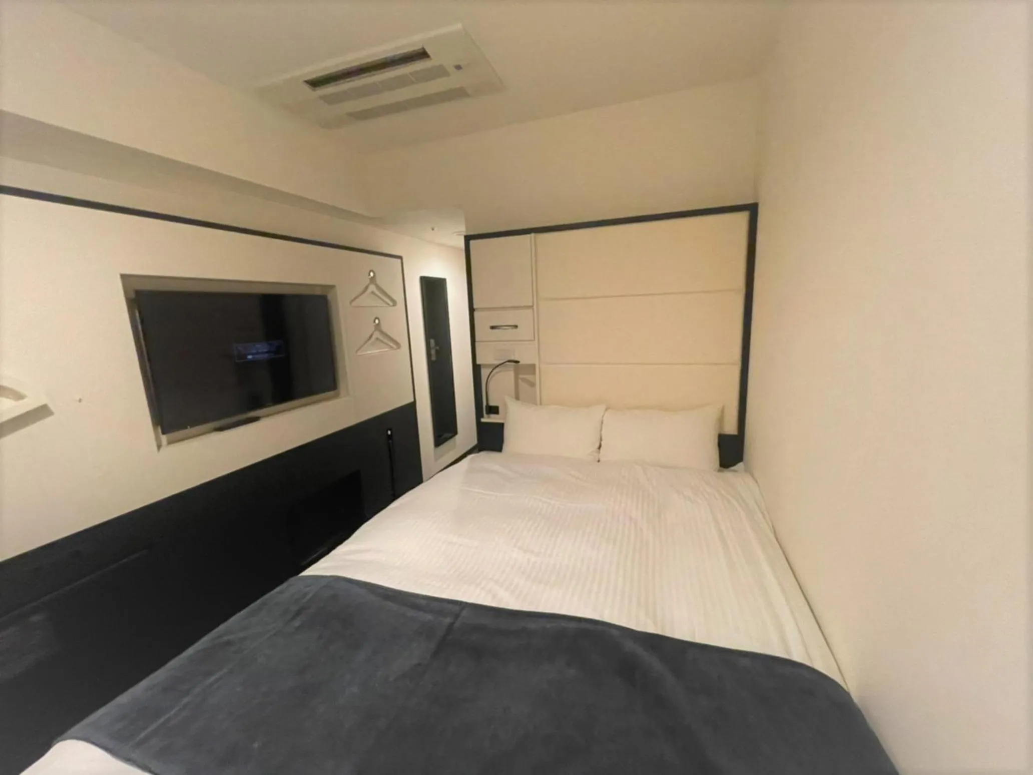 Bed in HOTEL SUI KANDA by ABEST