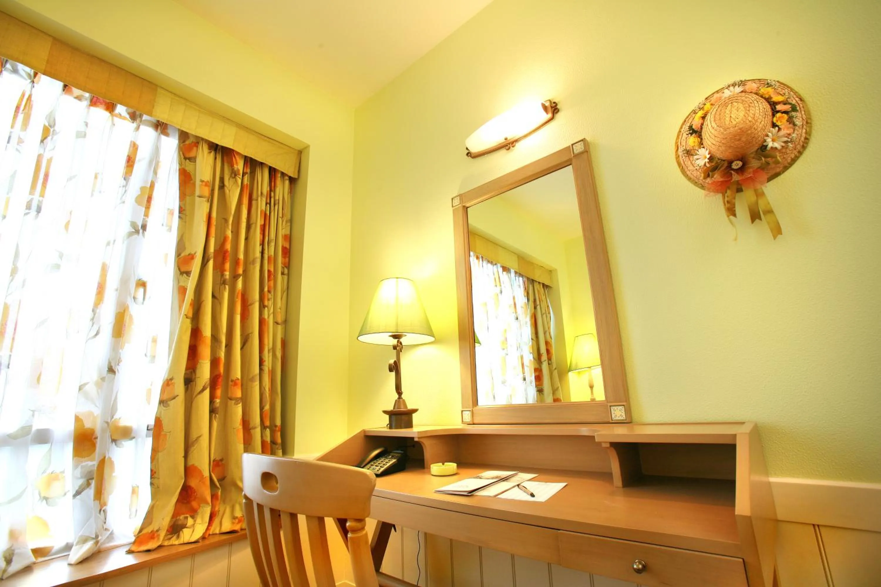 Day in E Square The Fern, Pune