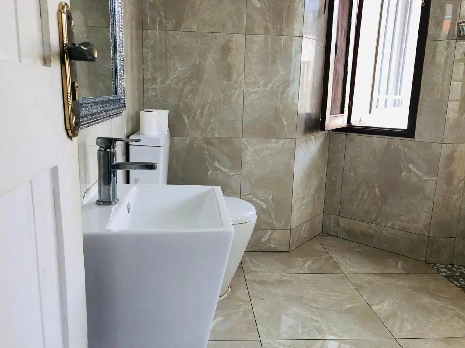 Shower in Angel Boutique Hotel