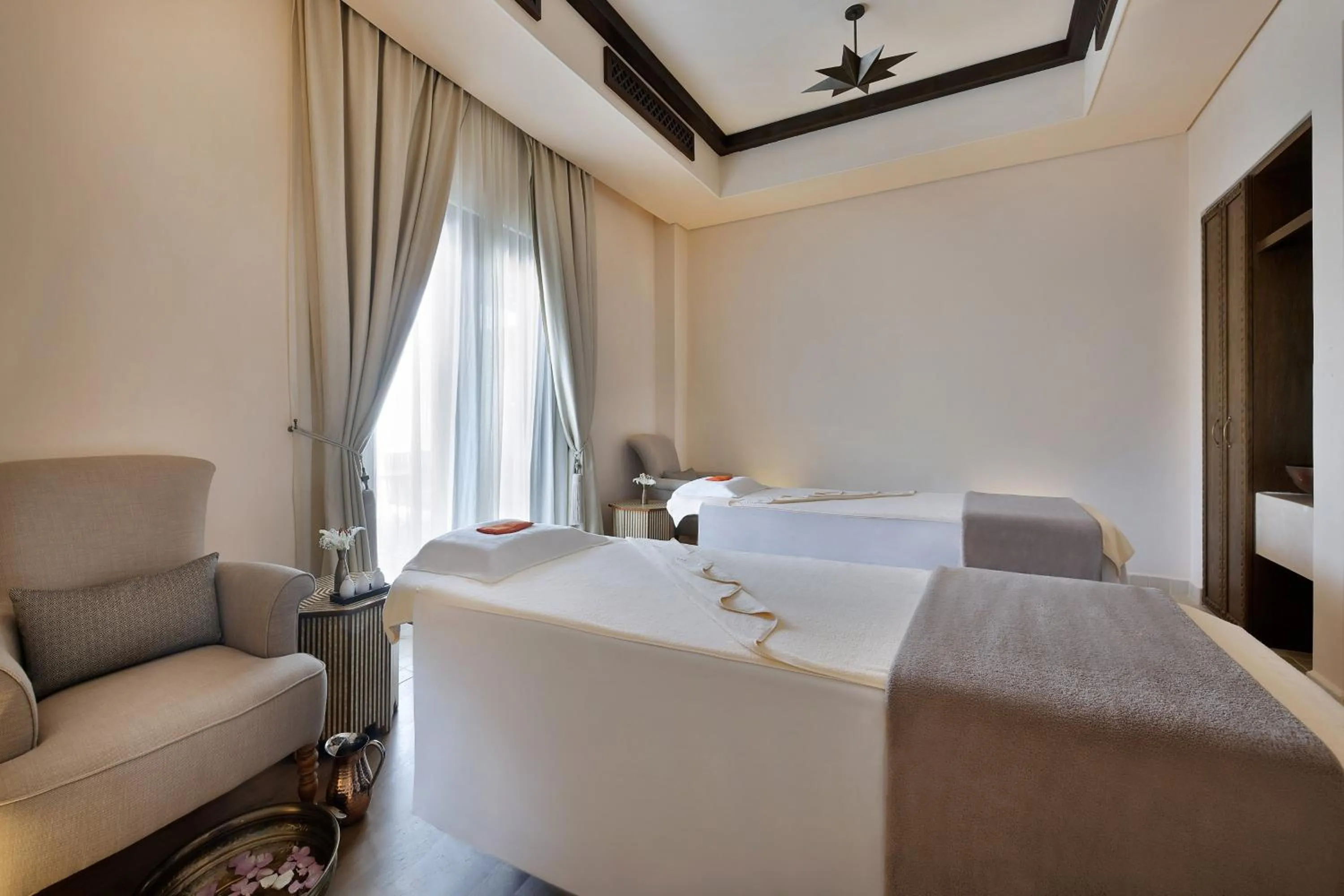 Spa and wellness centre/facilities, Bed in Al Wathba, a Luxury Collection Desert Resort & Spa, Abu Dhabi