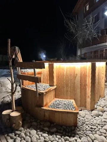 Hot Tub in Hotel Ristorante Milano