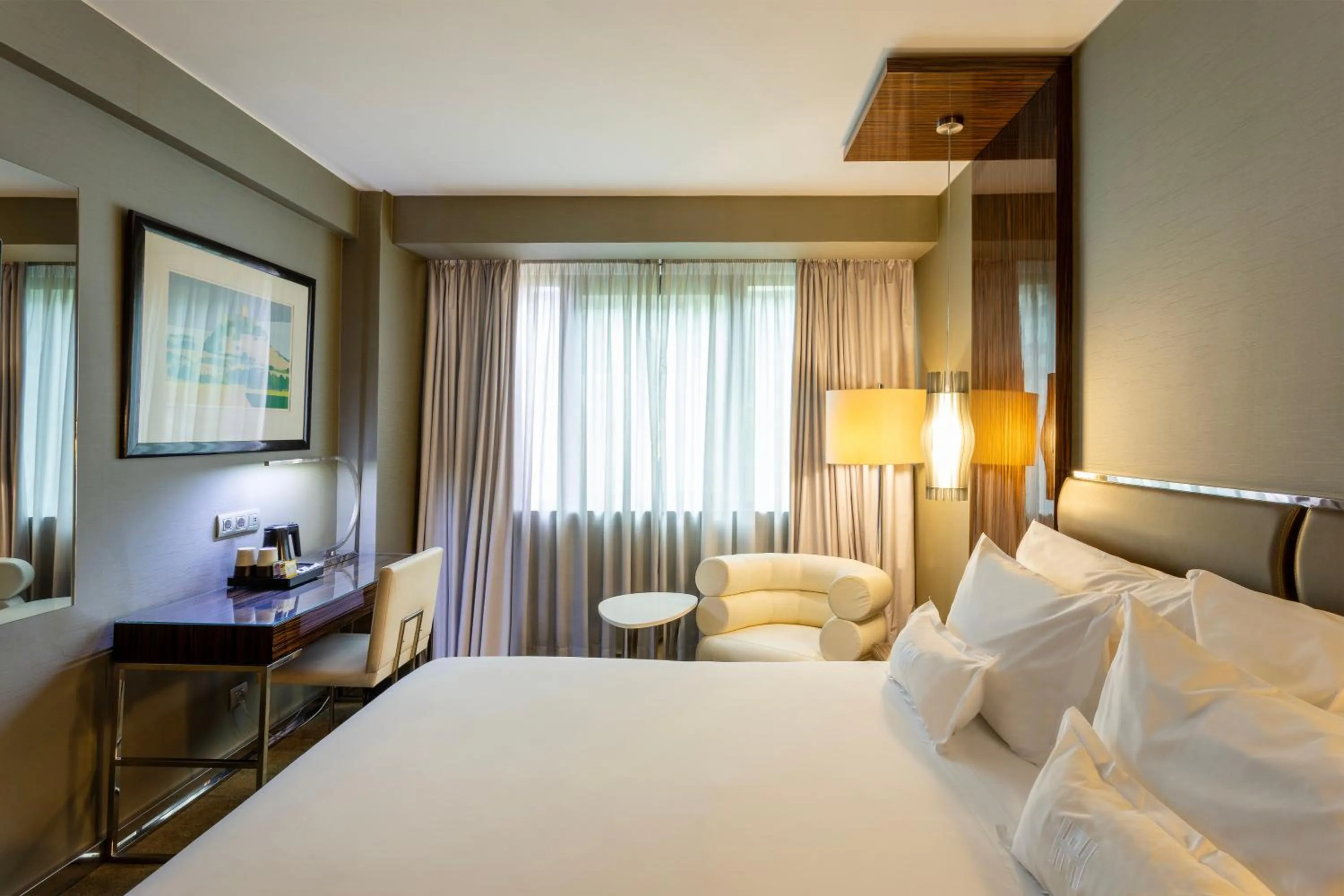 Bed in Altis Grand Hotel