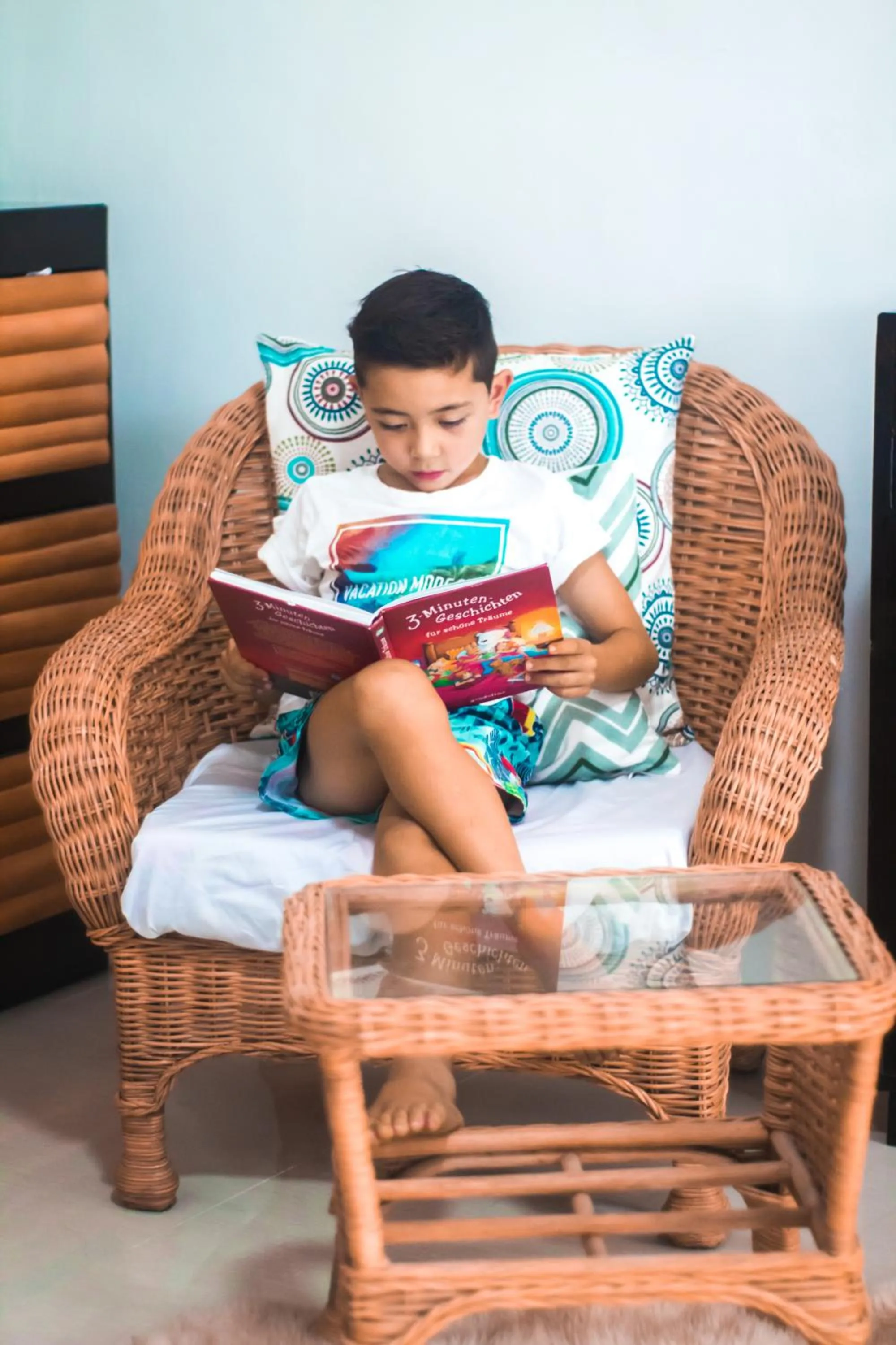Seating area in Vailtin Home Point