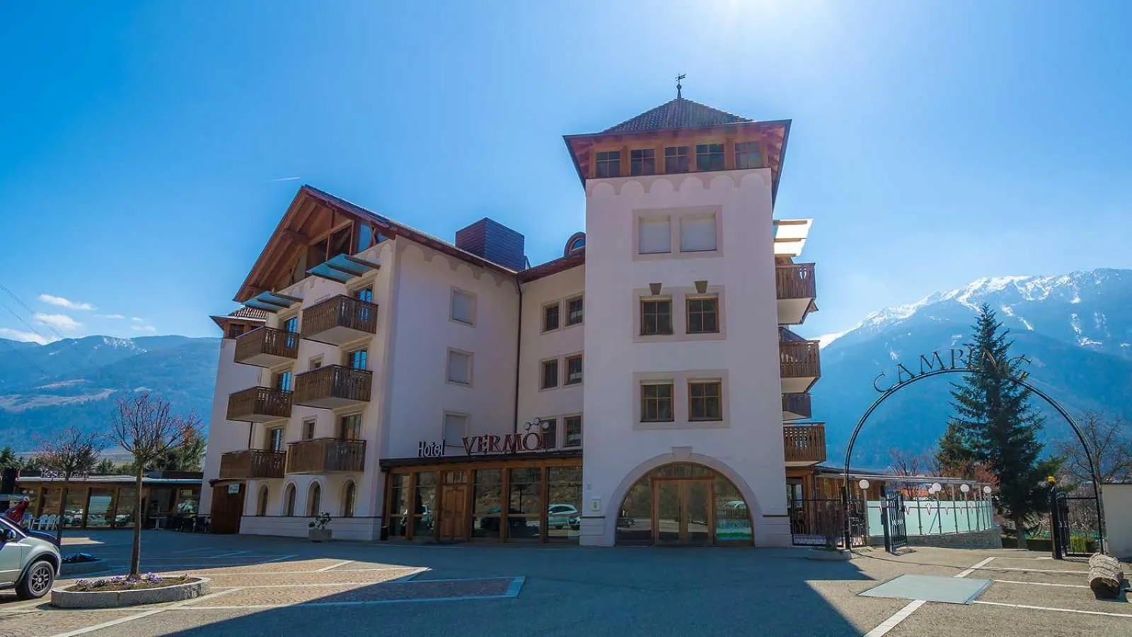 Property building in Hotel Vermoi