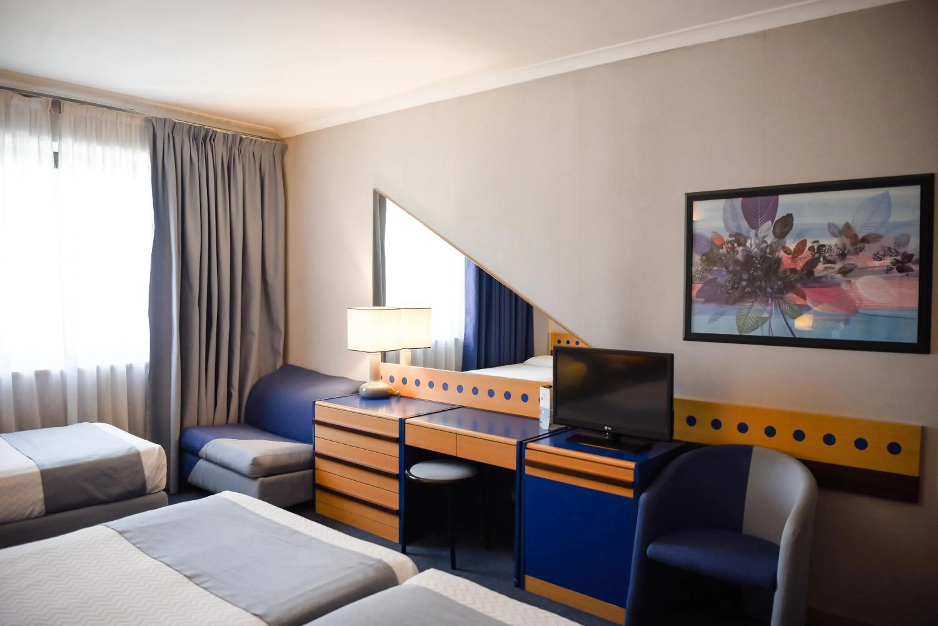 Bedroom, Bed in Hotel 3K Barcelona