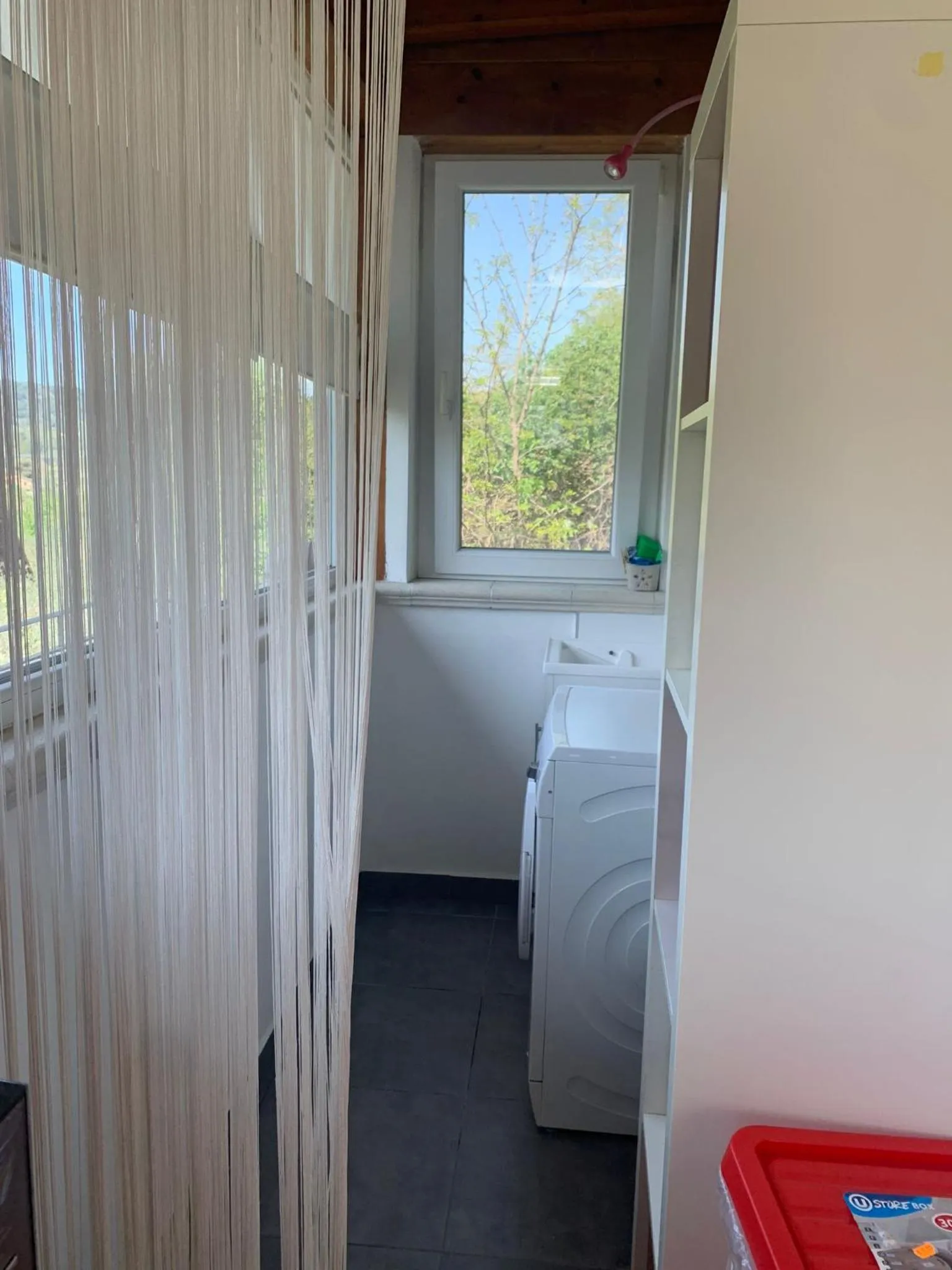 laundry, Bed in Villa Clementine