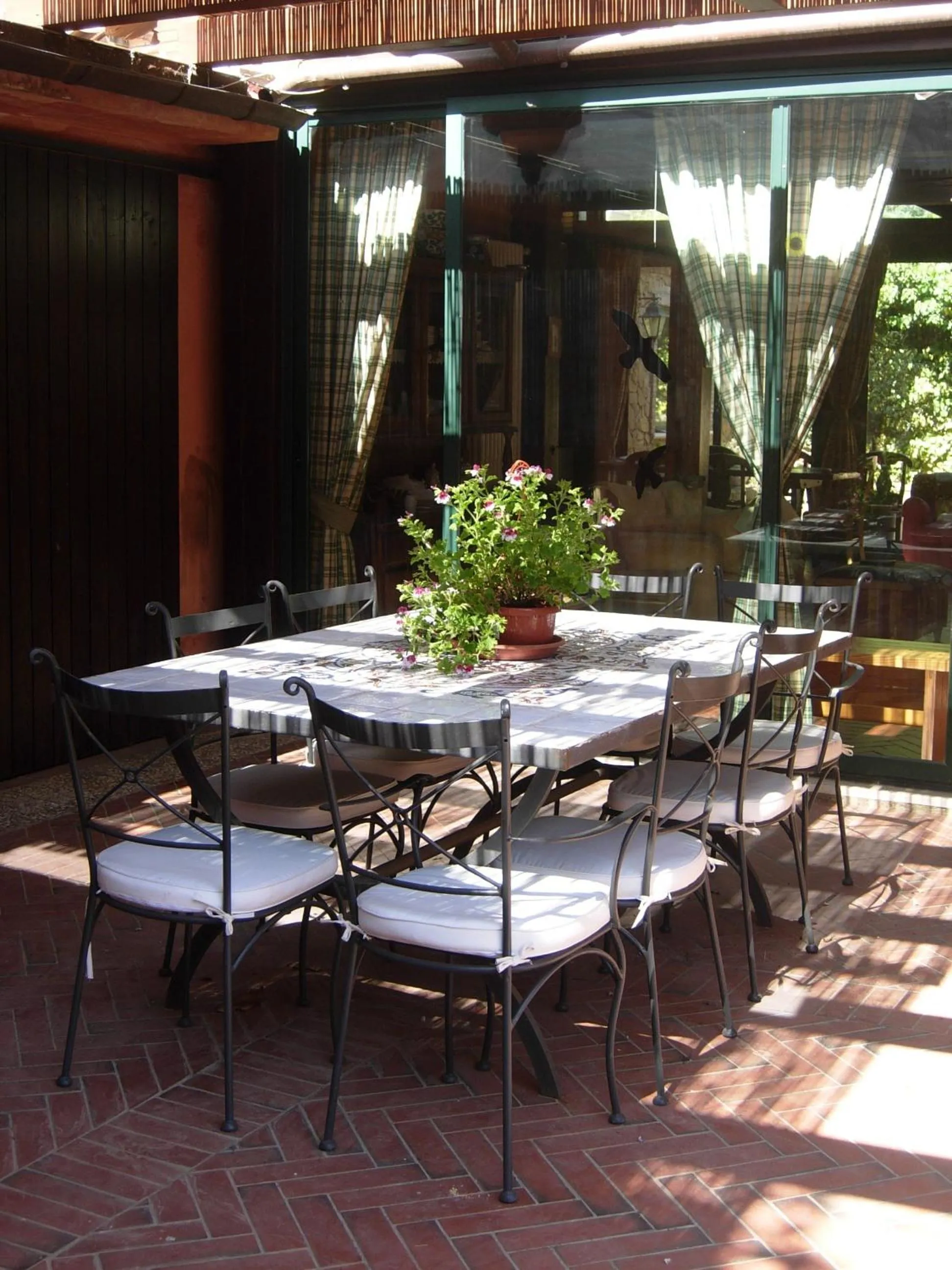 Area and facilities in Villa Clementine