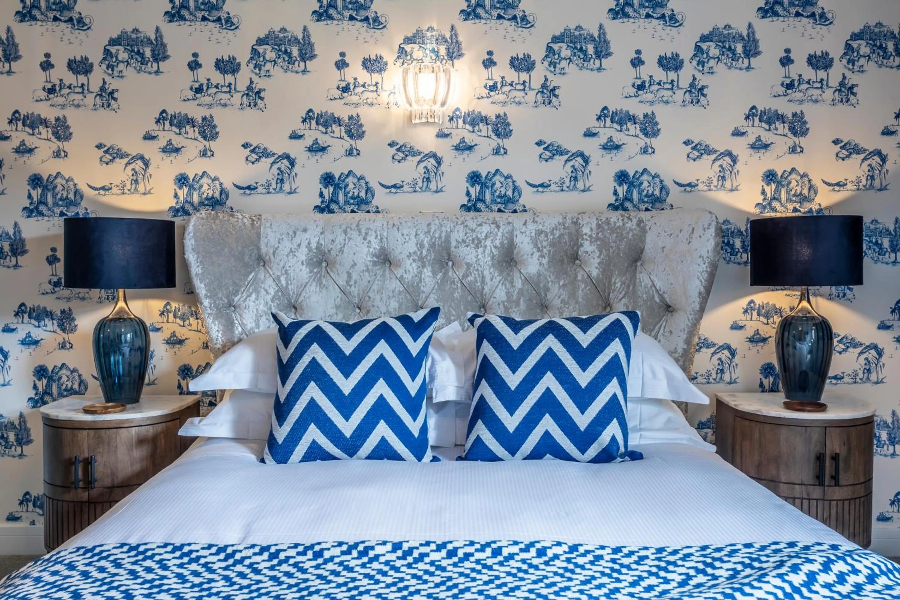 Bed in Georgian House Hotel