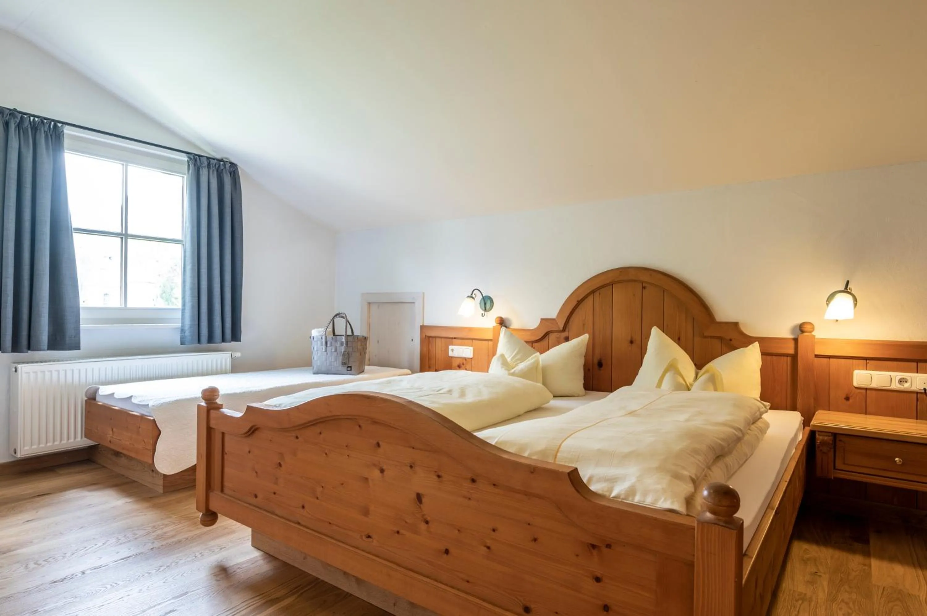 Bed in Naturhotel Lärchenhof