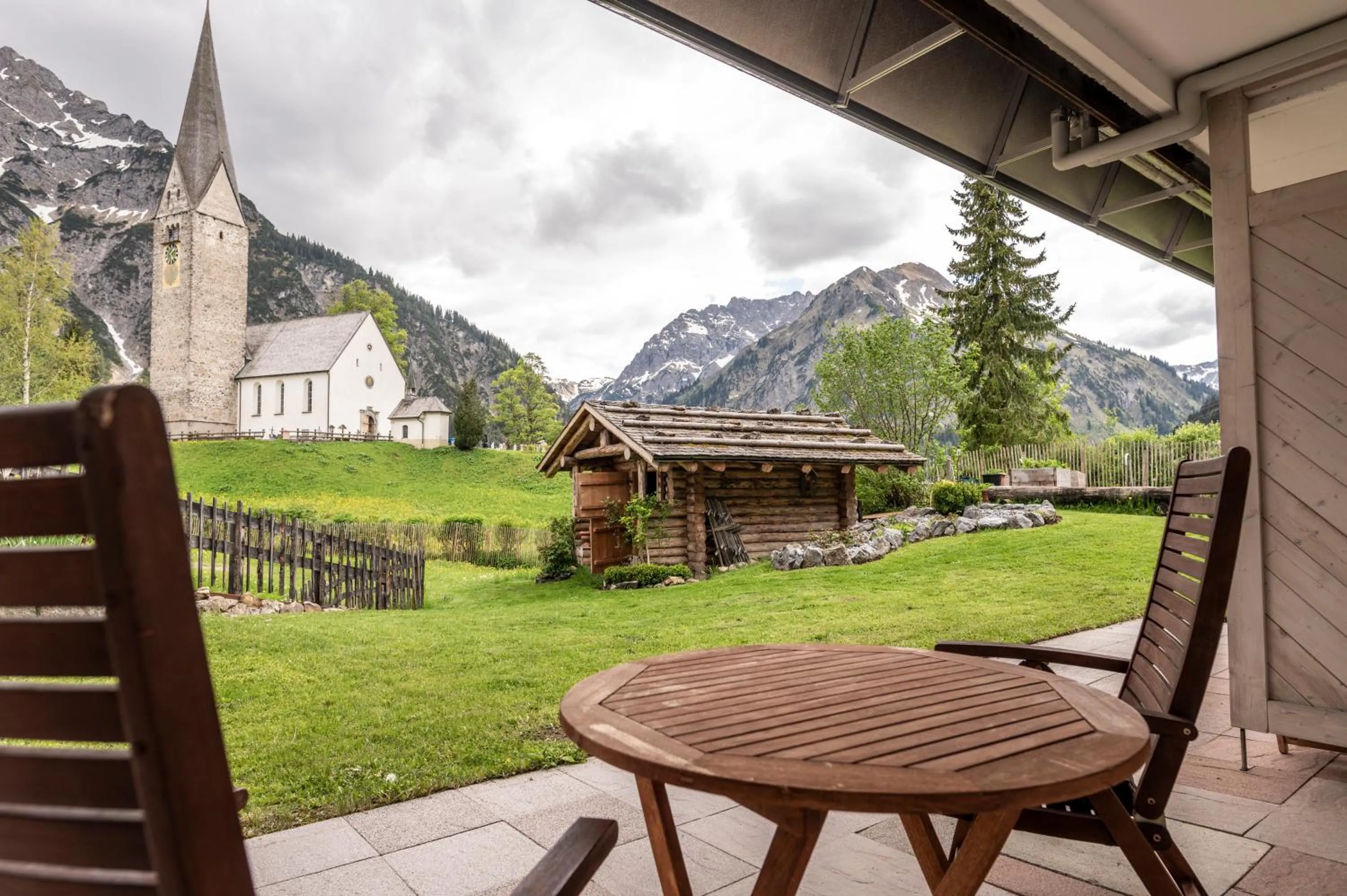 Balcony/Terrace in Naturhotel Lärchenhof