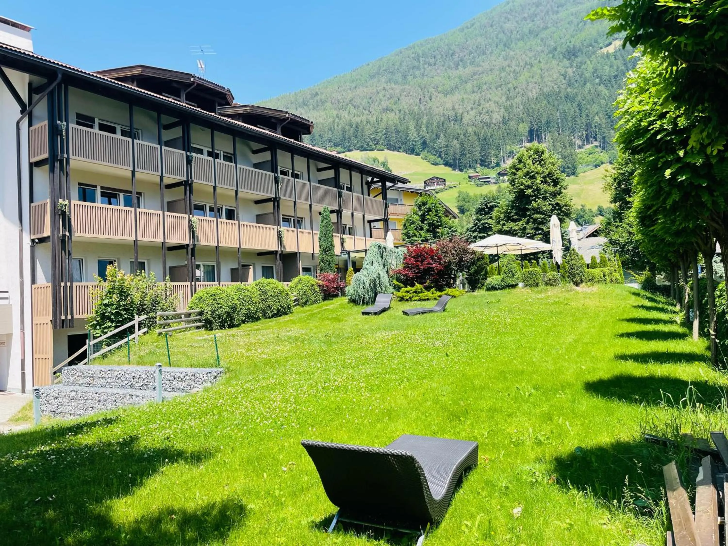 Property building in Residence Hotel Alpinum