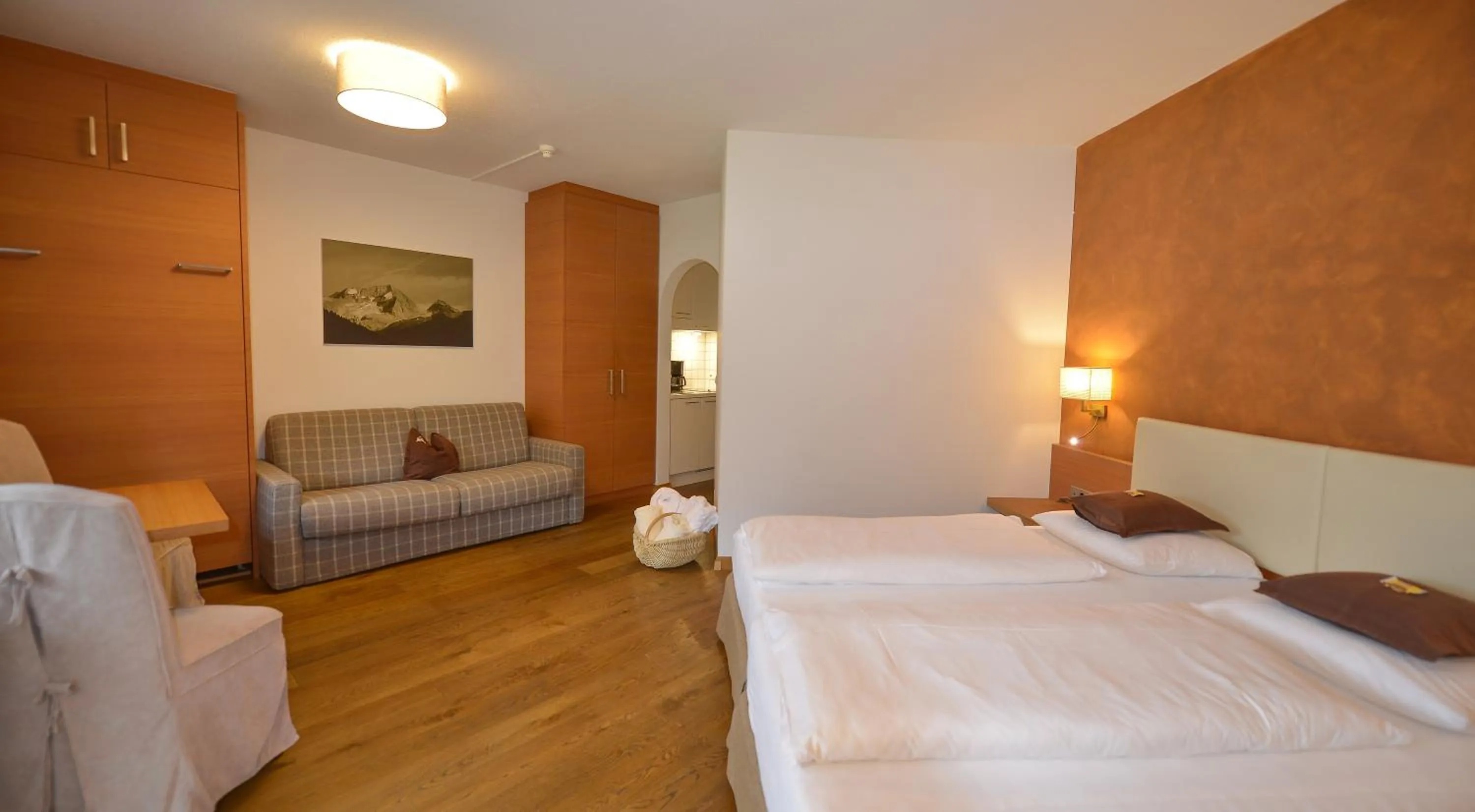 Photo of the whole room, Bed in Residence Hotel Alpinum