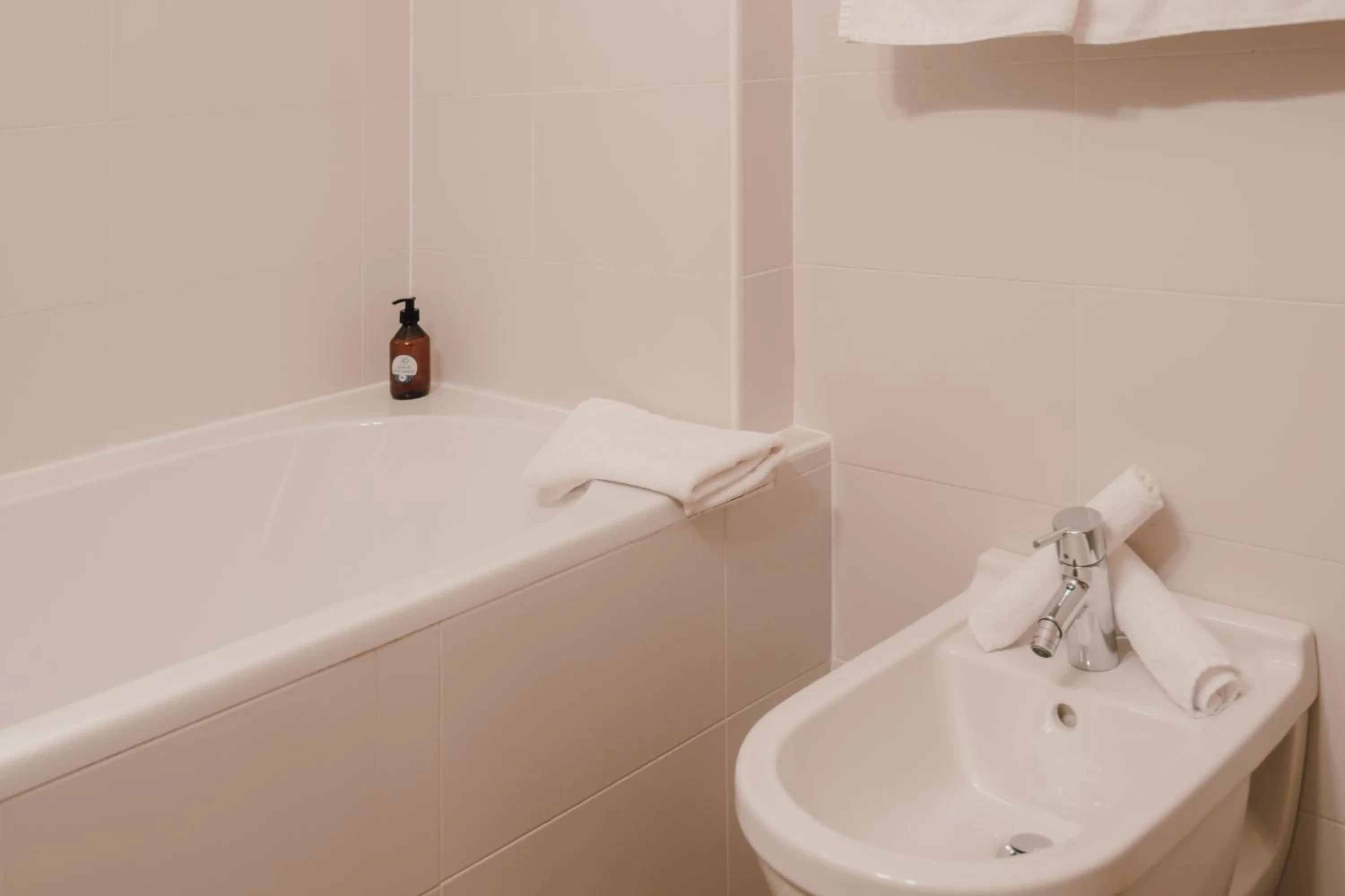 Bathroom in Residence Hotel Alpinum