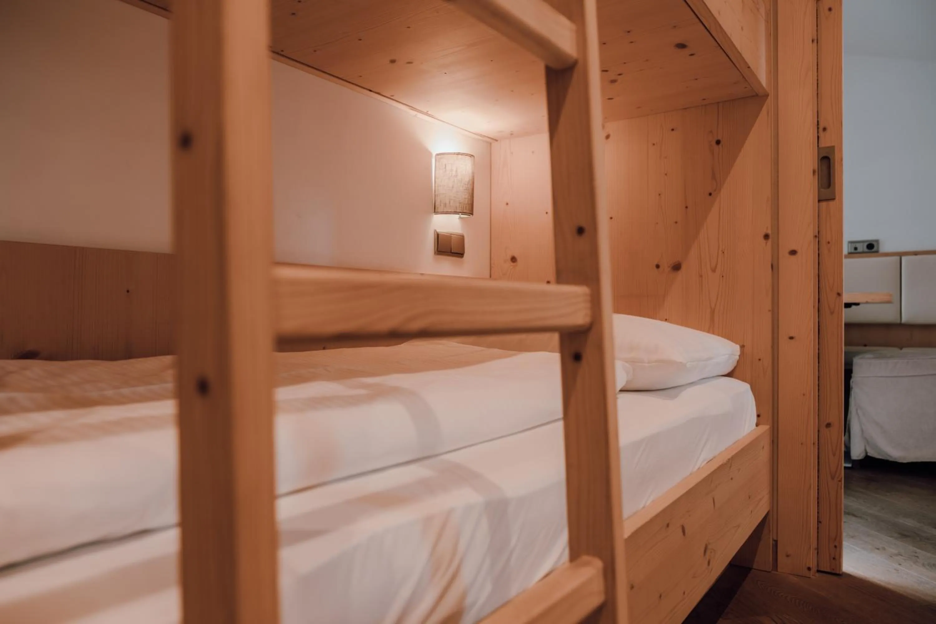 Bed in Residence Hotel Alpinum