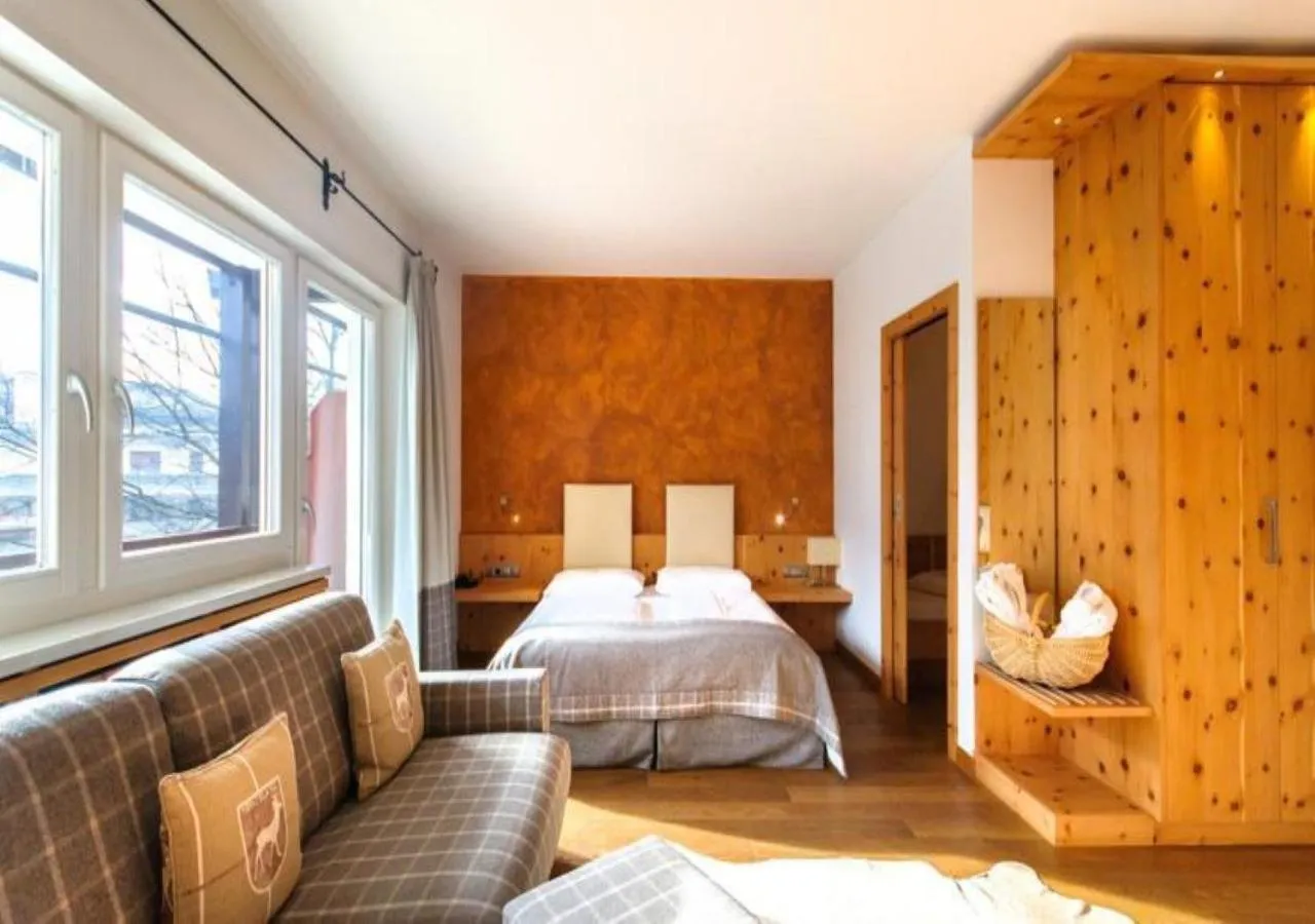Bed in Residence Hotel Alpinum