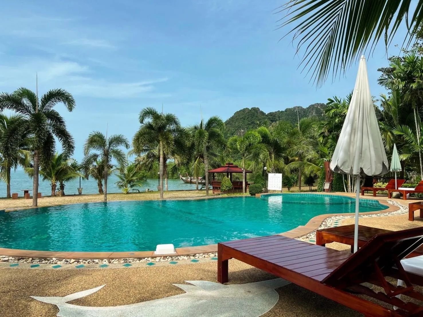 Natural landscape in Diamond Beach Resort