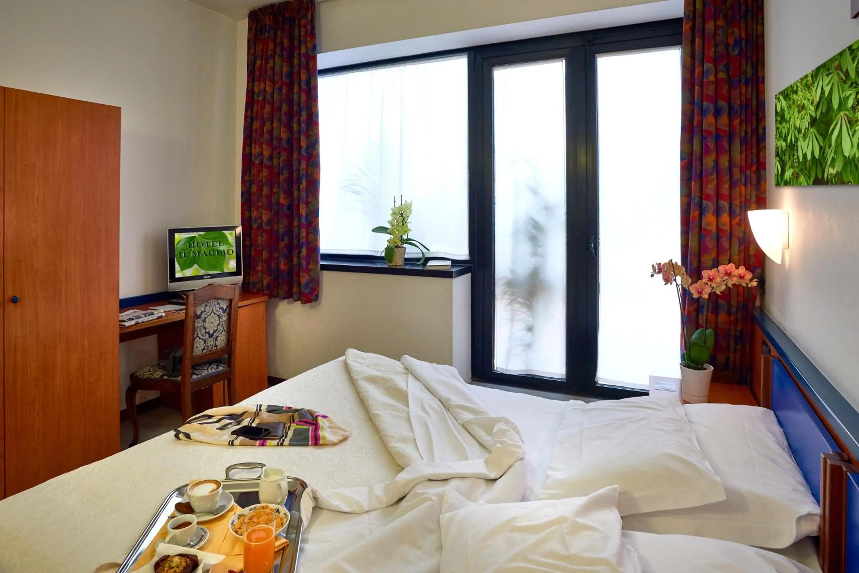 Decorative detail, Bed in Hotel Il Maglio