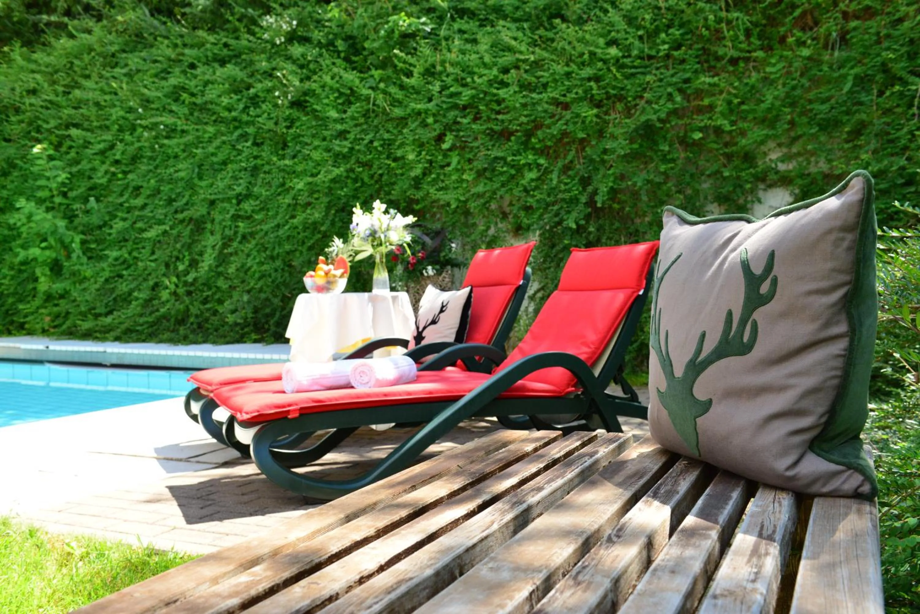 Swimming pool in Hotel Jagdhof