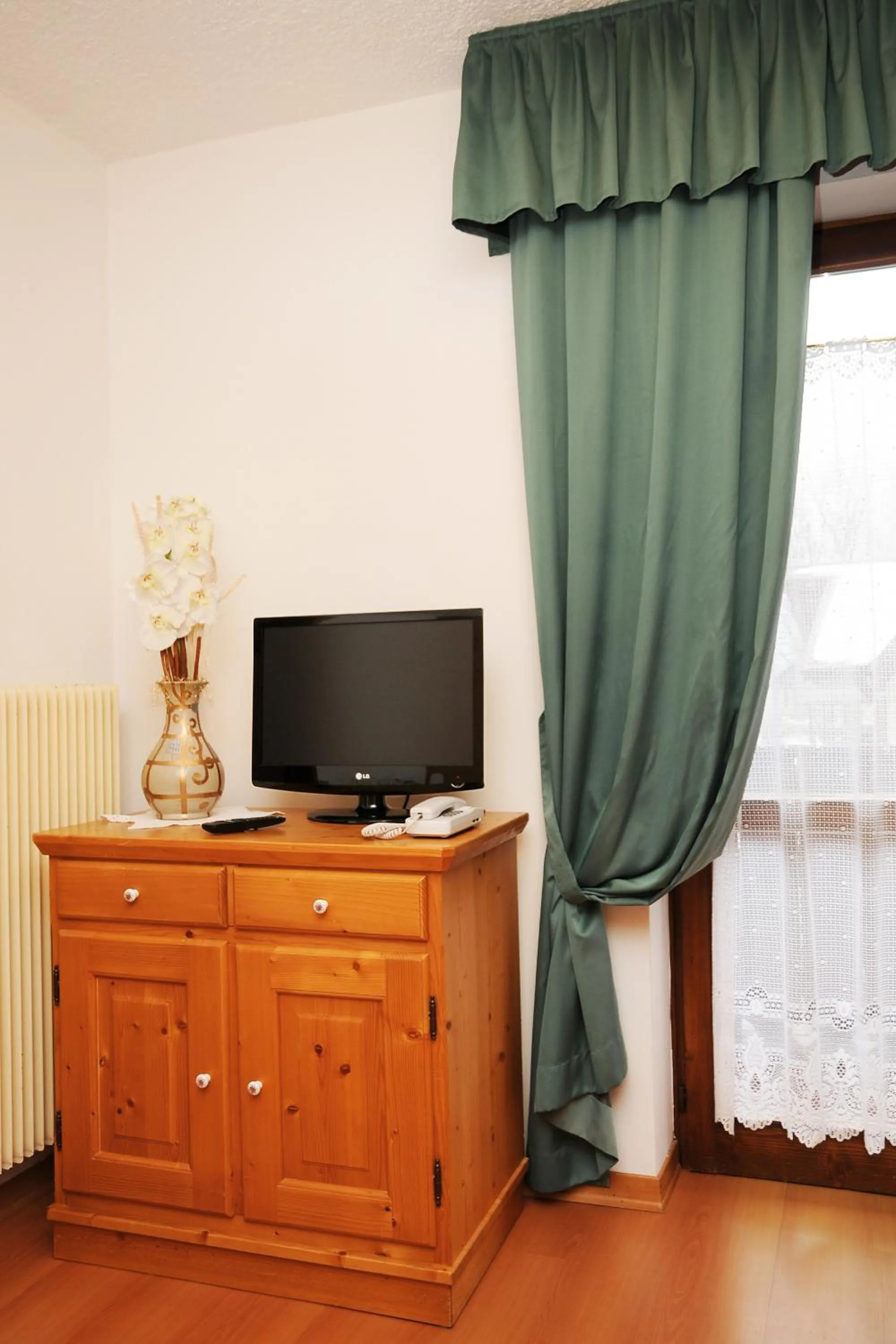 Day in Residence Marisol Camere & Appartamenti - Mezzana Centre