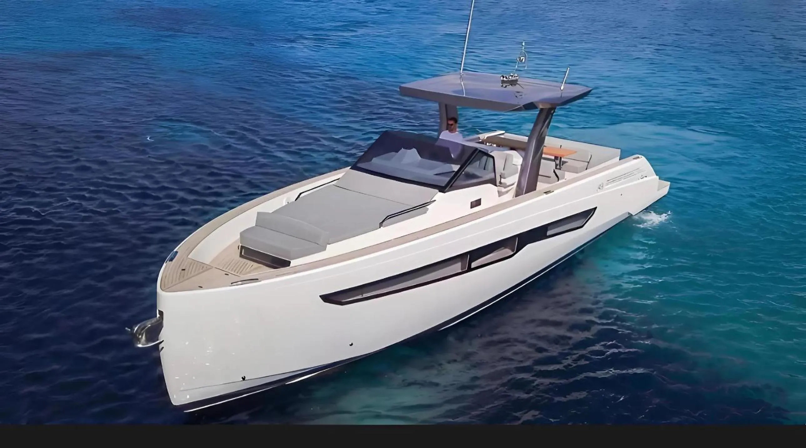 concierge in One 360 Skyline Athens Penthouses