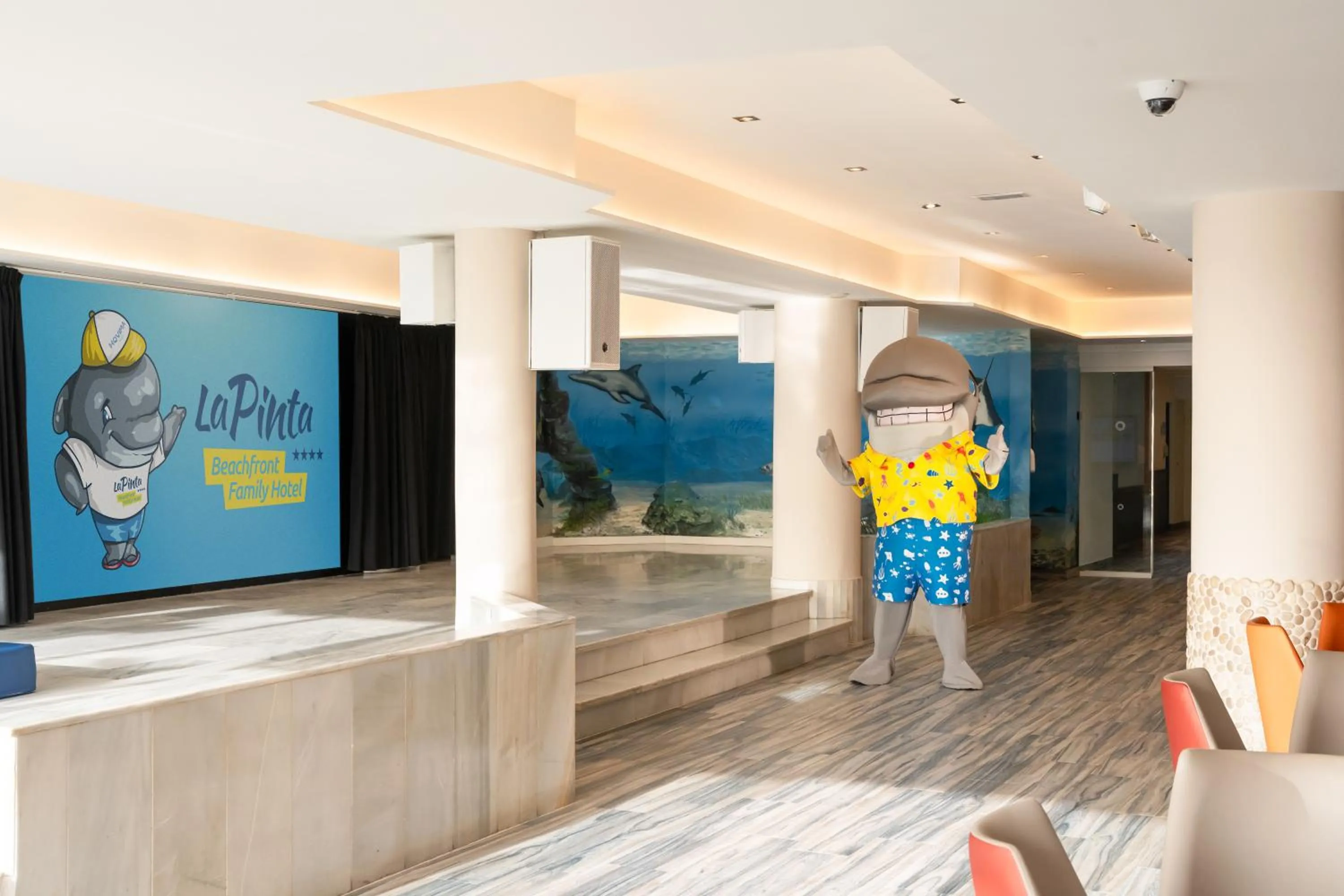 Area and facilities in HOVIMA La Pinta Beachfront Family Hotel