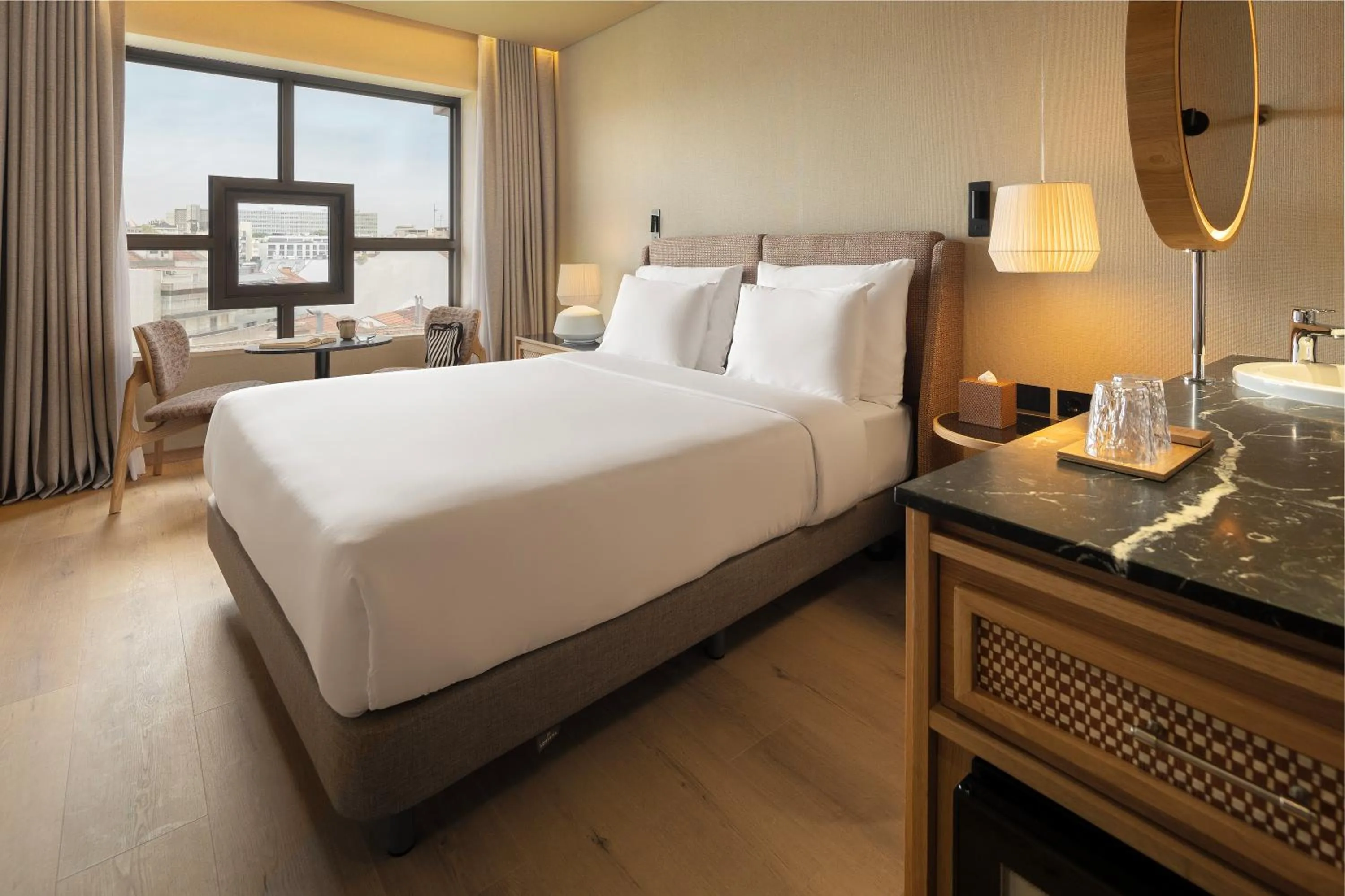 Bedroom, Bed in EVOLUTION Valbom