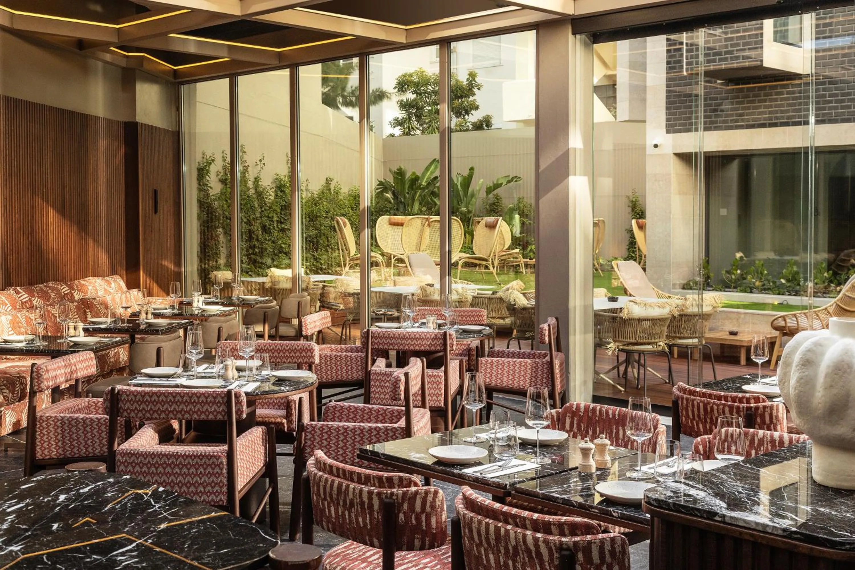 Restaurant/places to eat in EVOLUTION Valbom