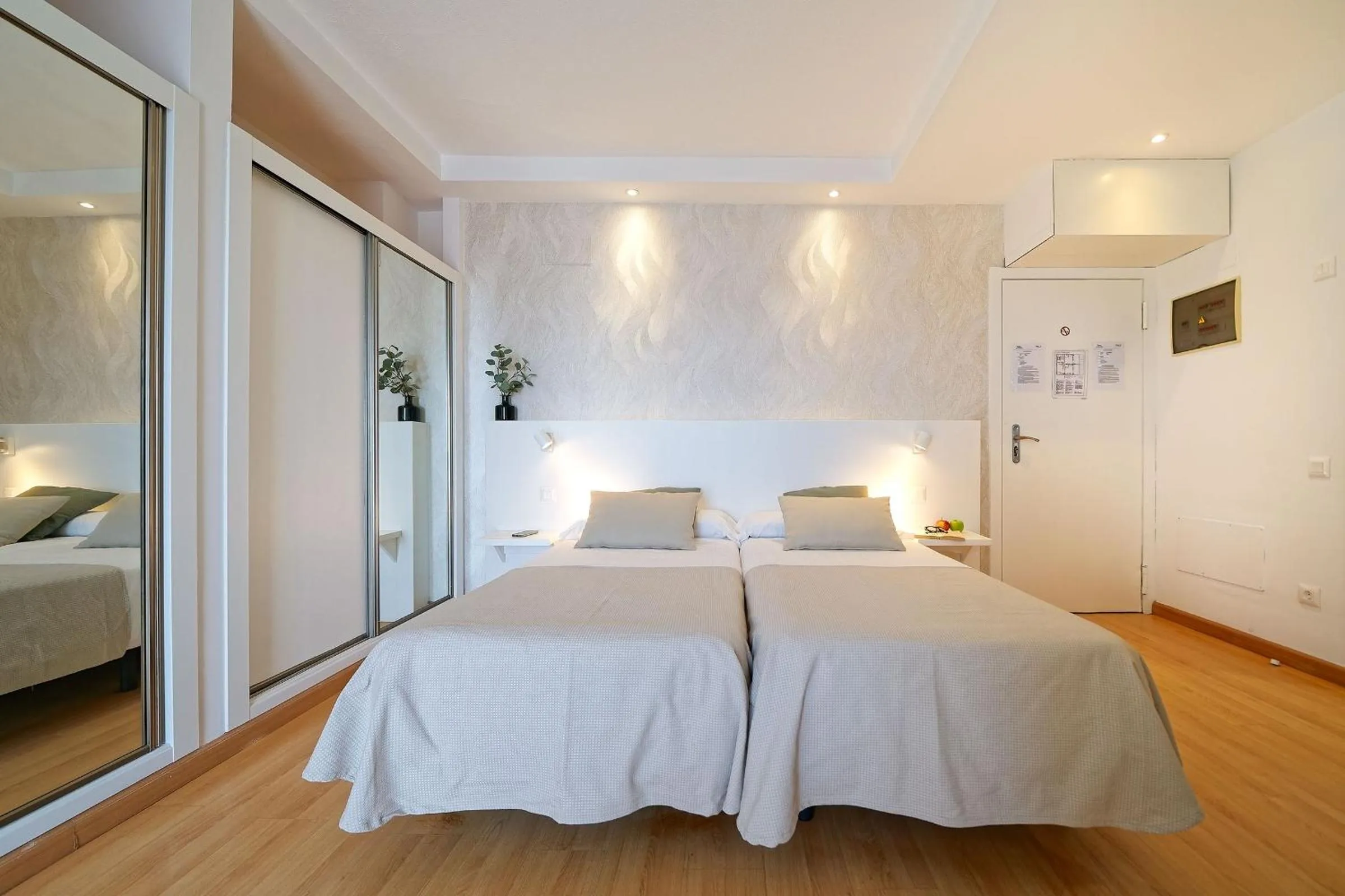 Bedroom, Bed in Apartamentos Maype Canteras