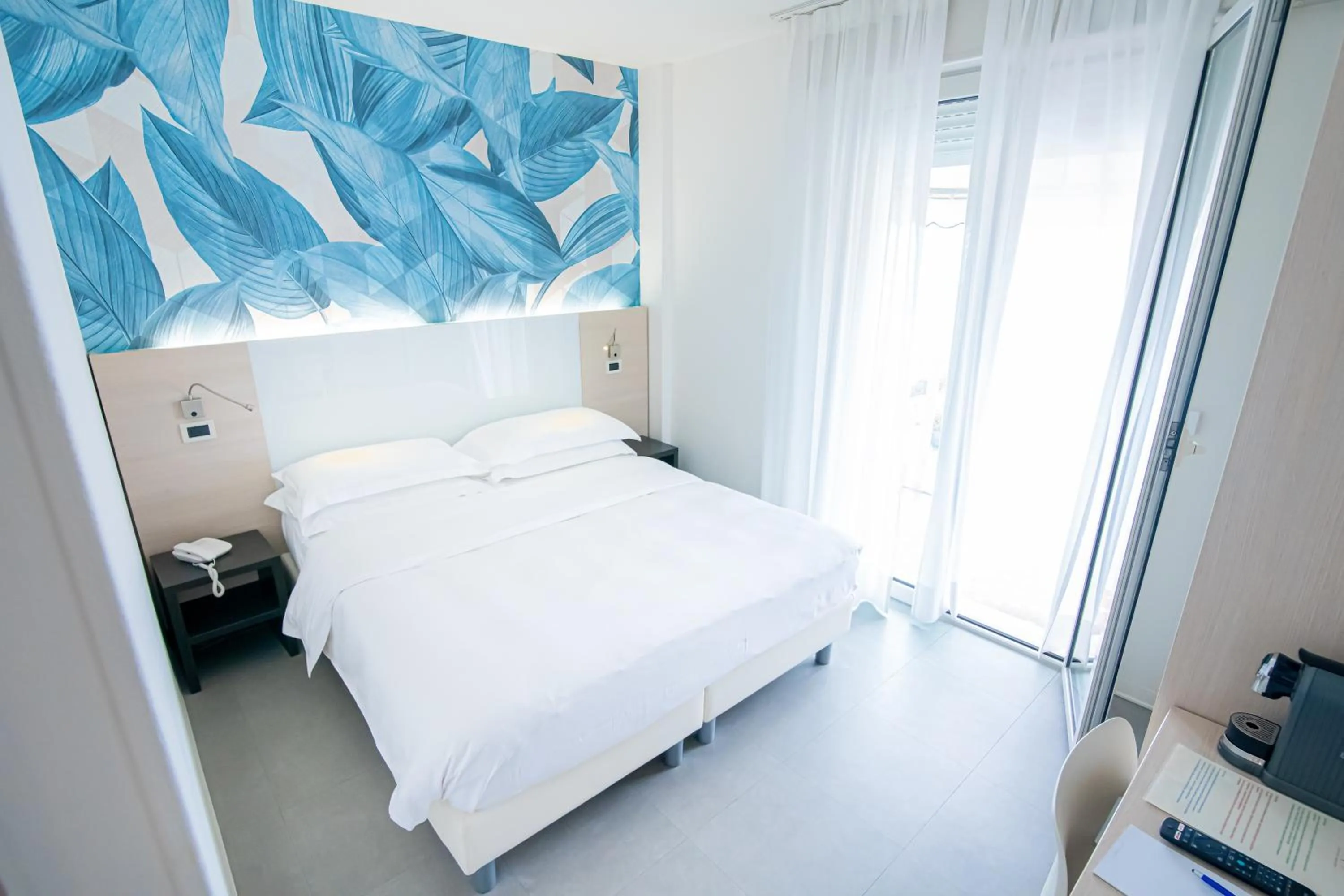 TV and multimedia, Bed in Hotel Savoy