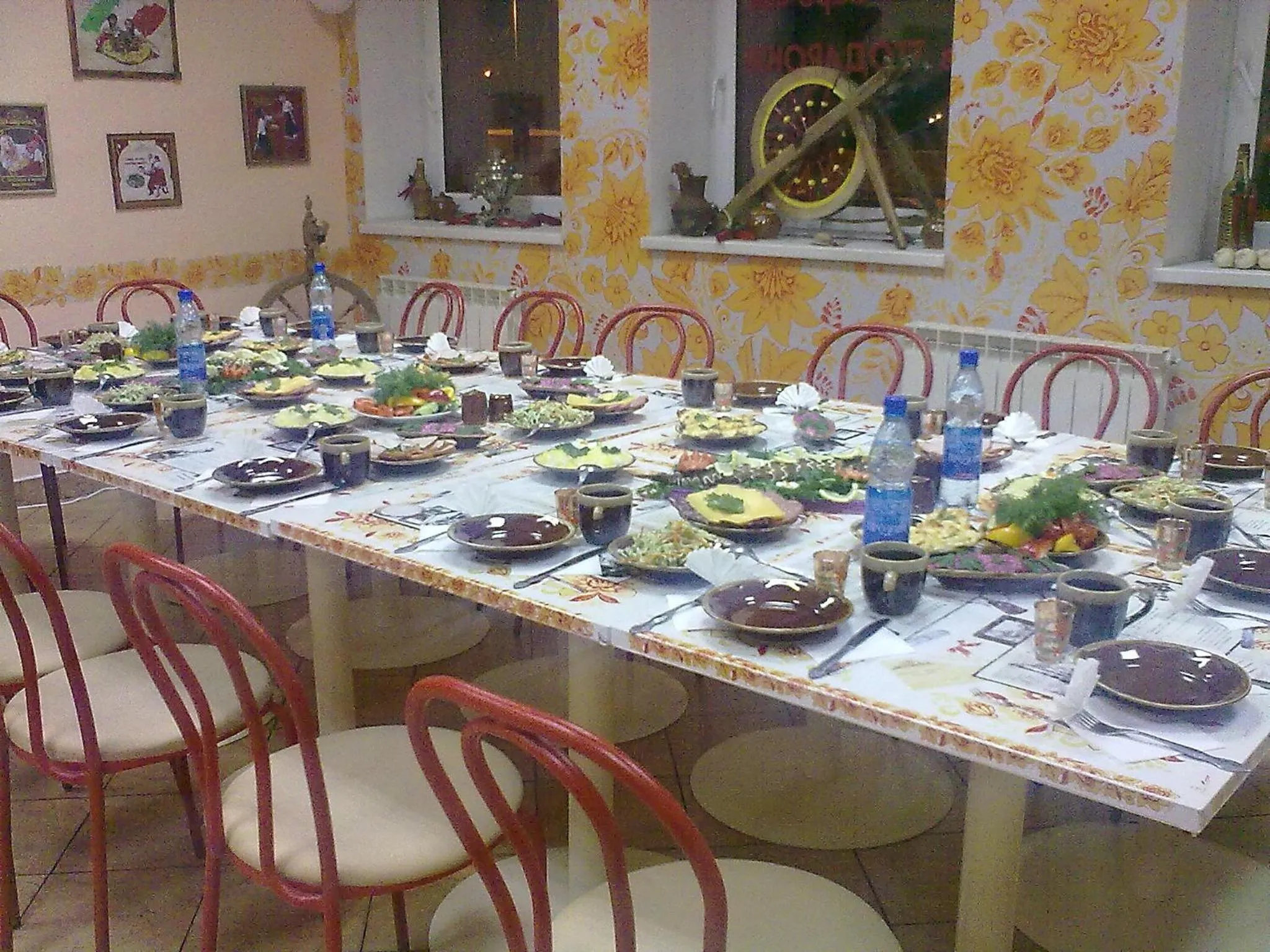 Restaurant/places to eat in Mini-hotel on Geroiv Energetykiv Street 18