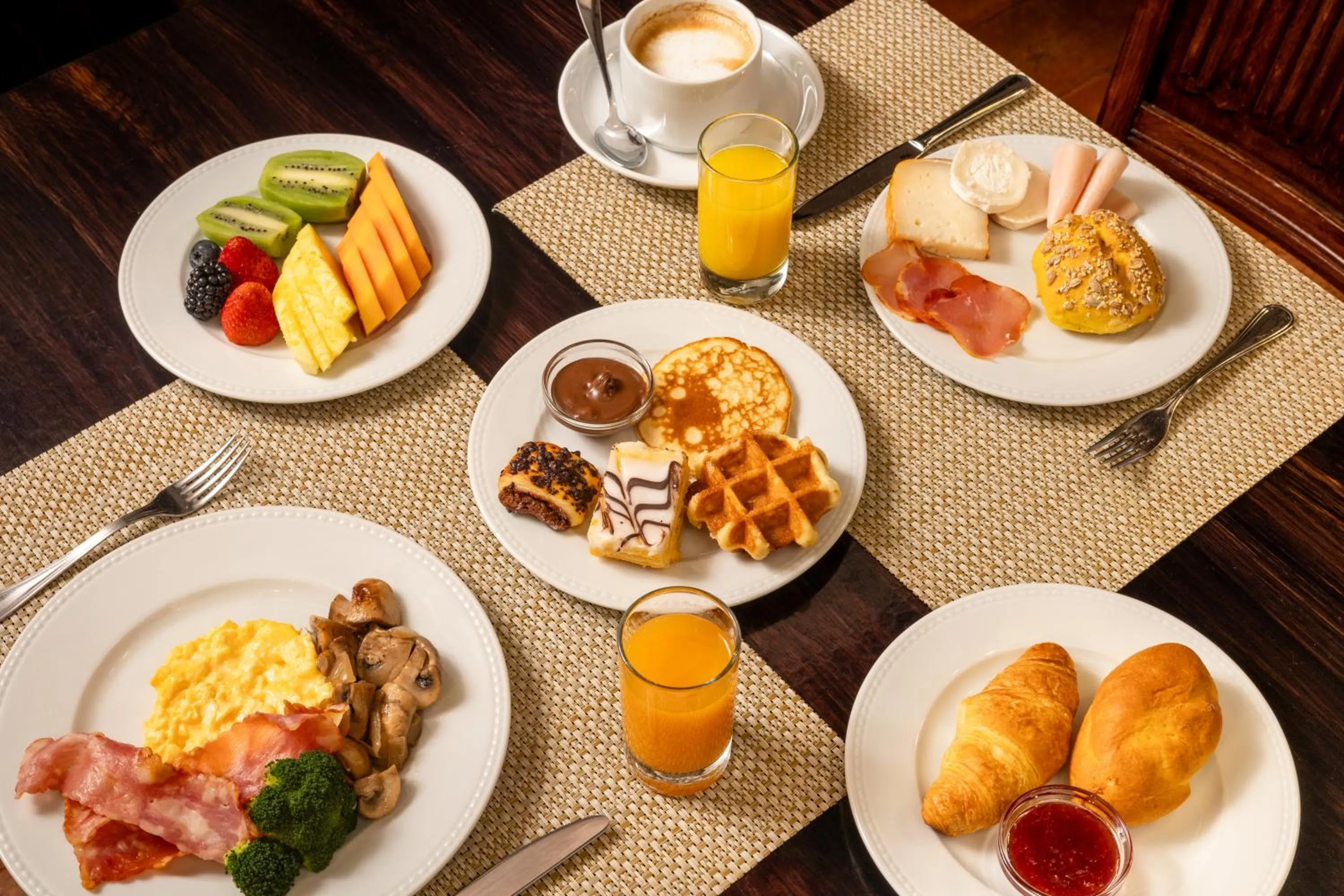 Breakfast in SANA Rex Hotel