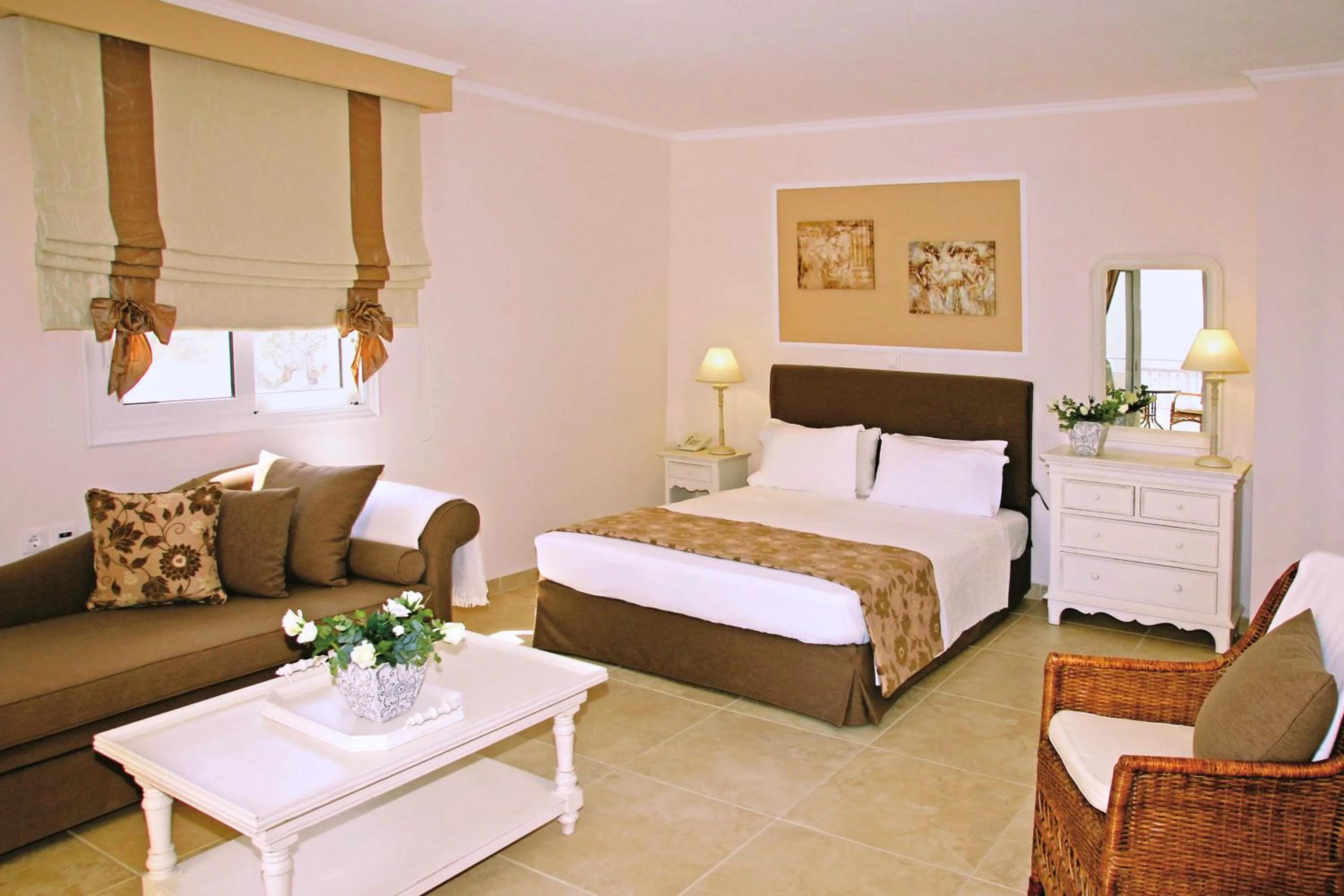 Bed in Hotel Astron Princess