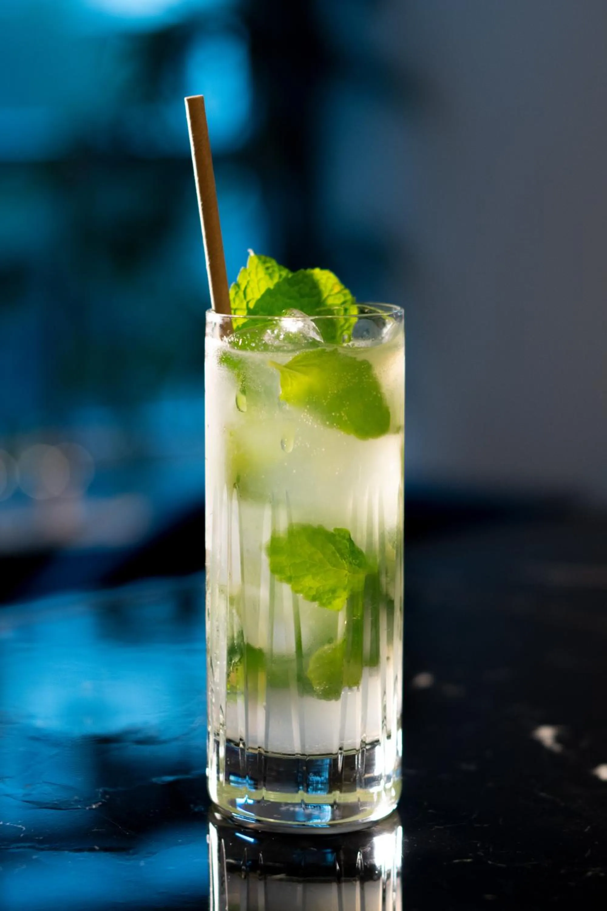 Lounge or bar in SANA Capitol Hotel