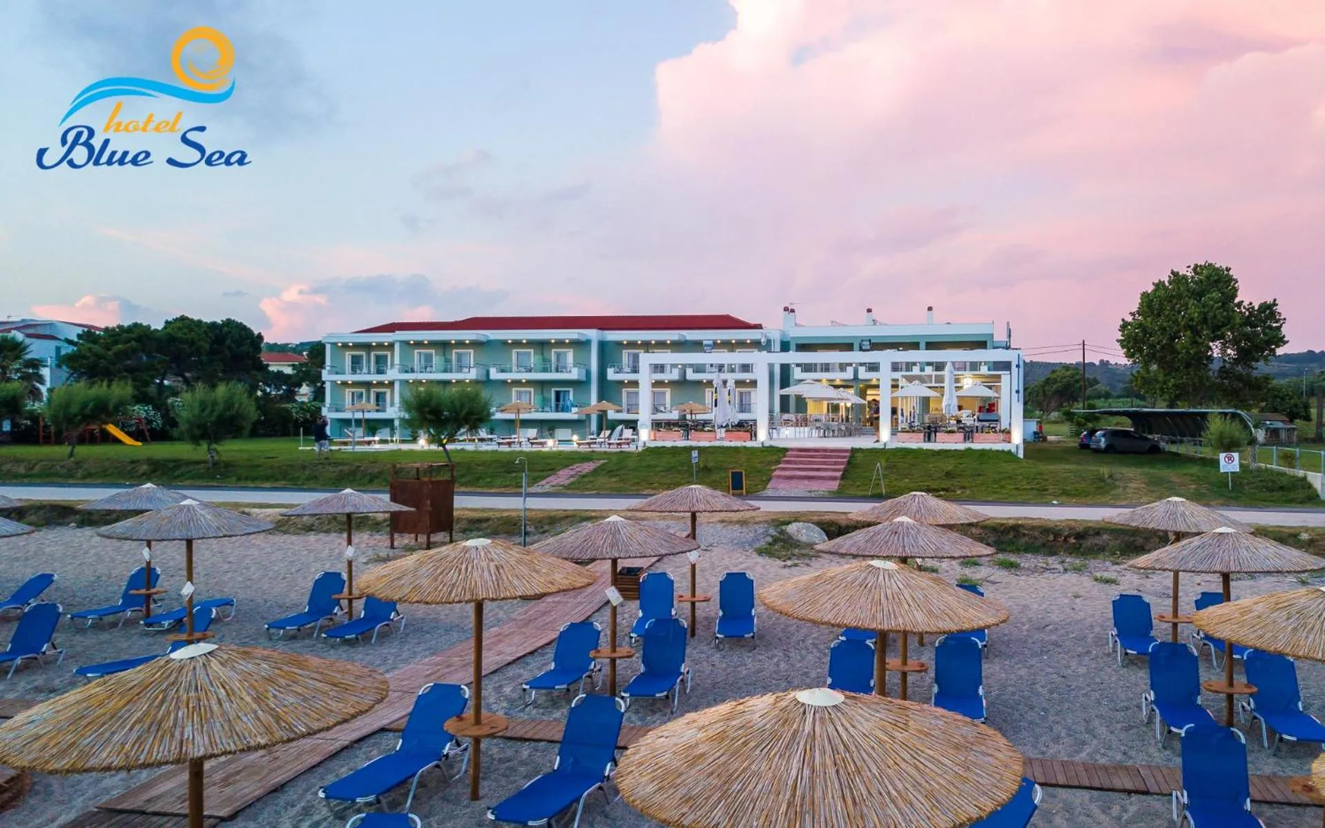 Beach in Blue Sea Hotel