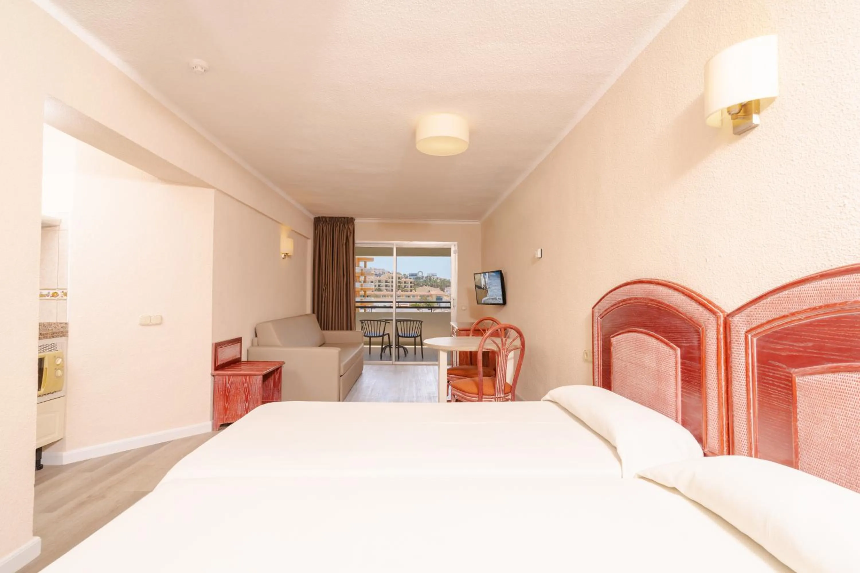 Living room, Bed in HOVIMA Santa María