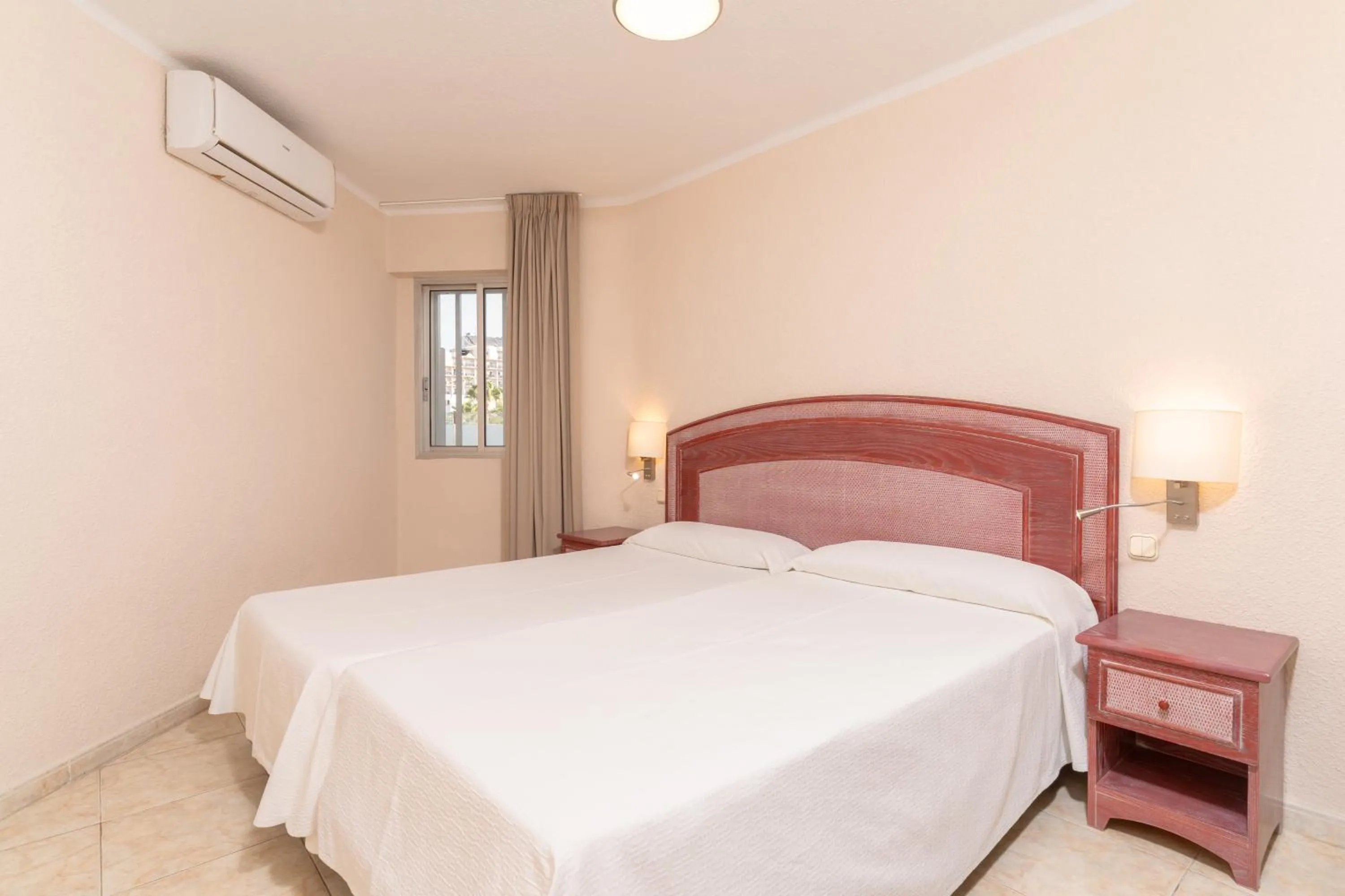 Bedroom, Bed in HOVIMA Santa María