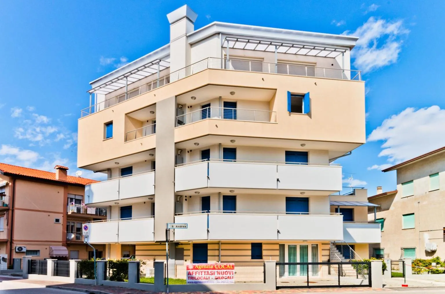 Property building in Villa Marina Apartments - Agenzia Cocal