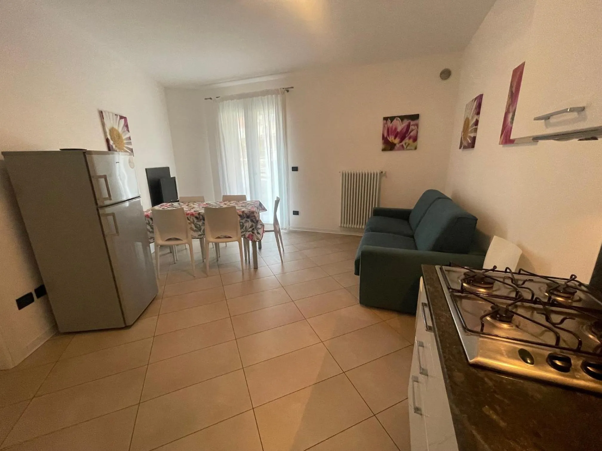 Kitchen or kitchenette in Villa Marina Apartments - Agenzia Cocal