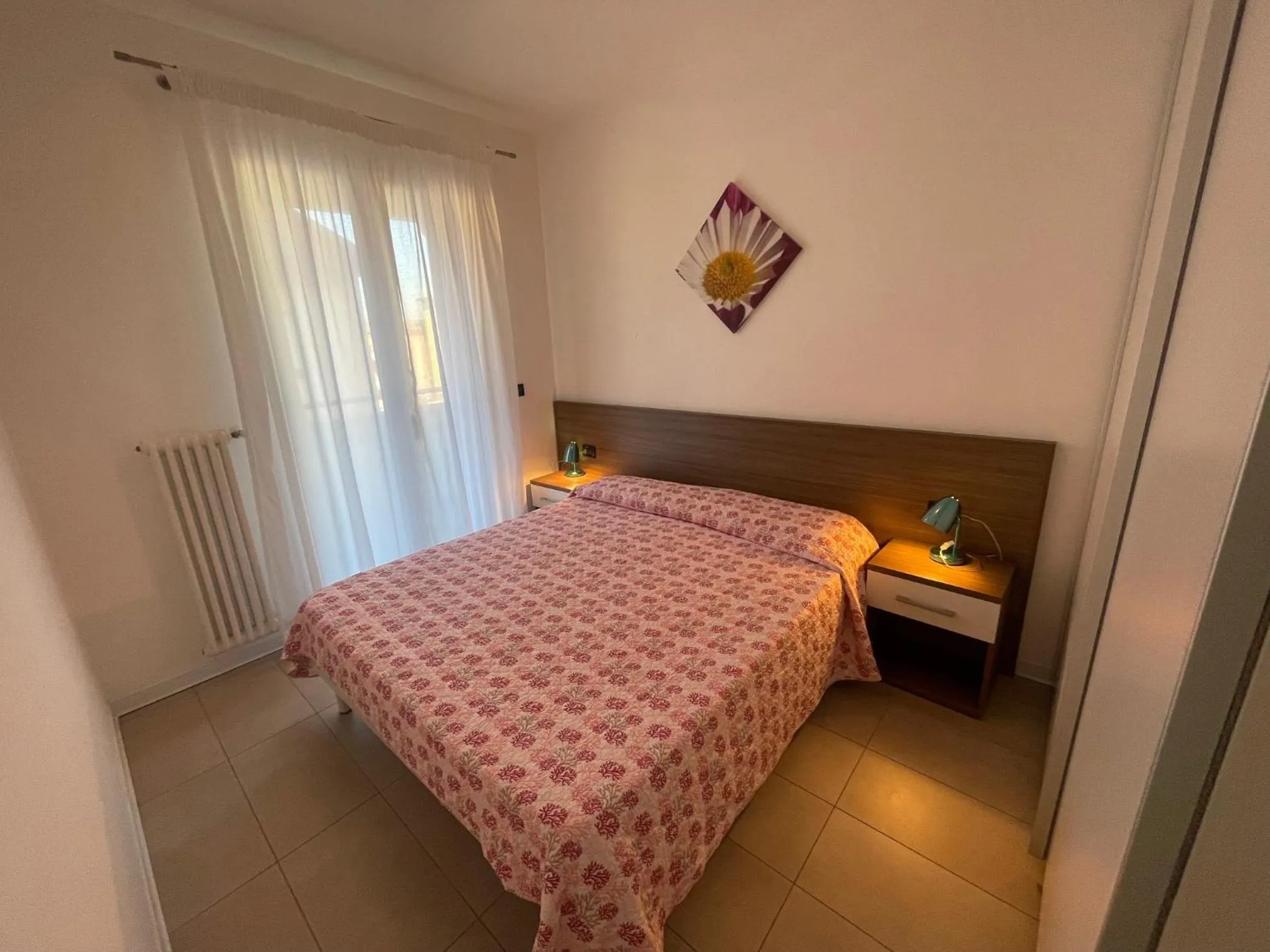 Bedroom, Bed in Villa Marina Apartments - Agenzia Cocal