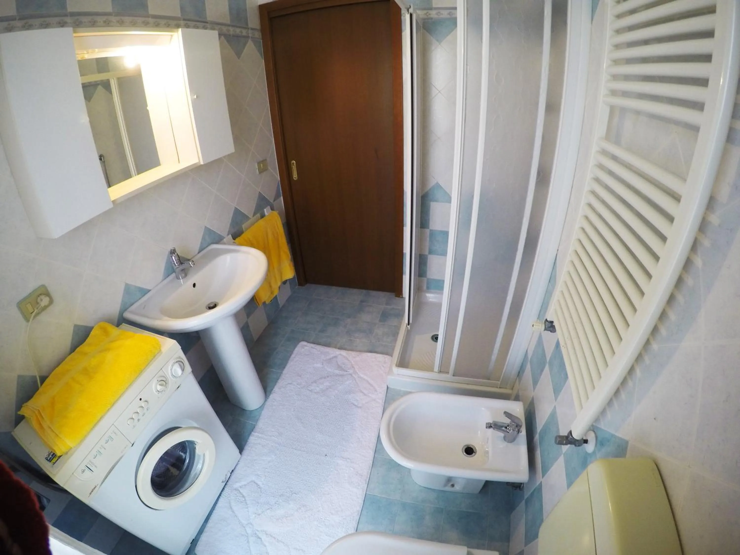 Bathroom in Residence Pineta - Agenzia Cocal