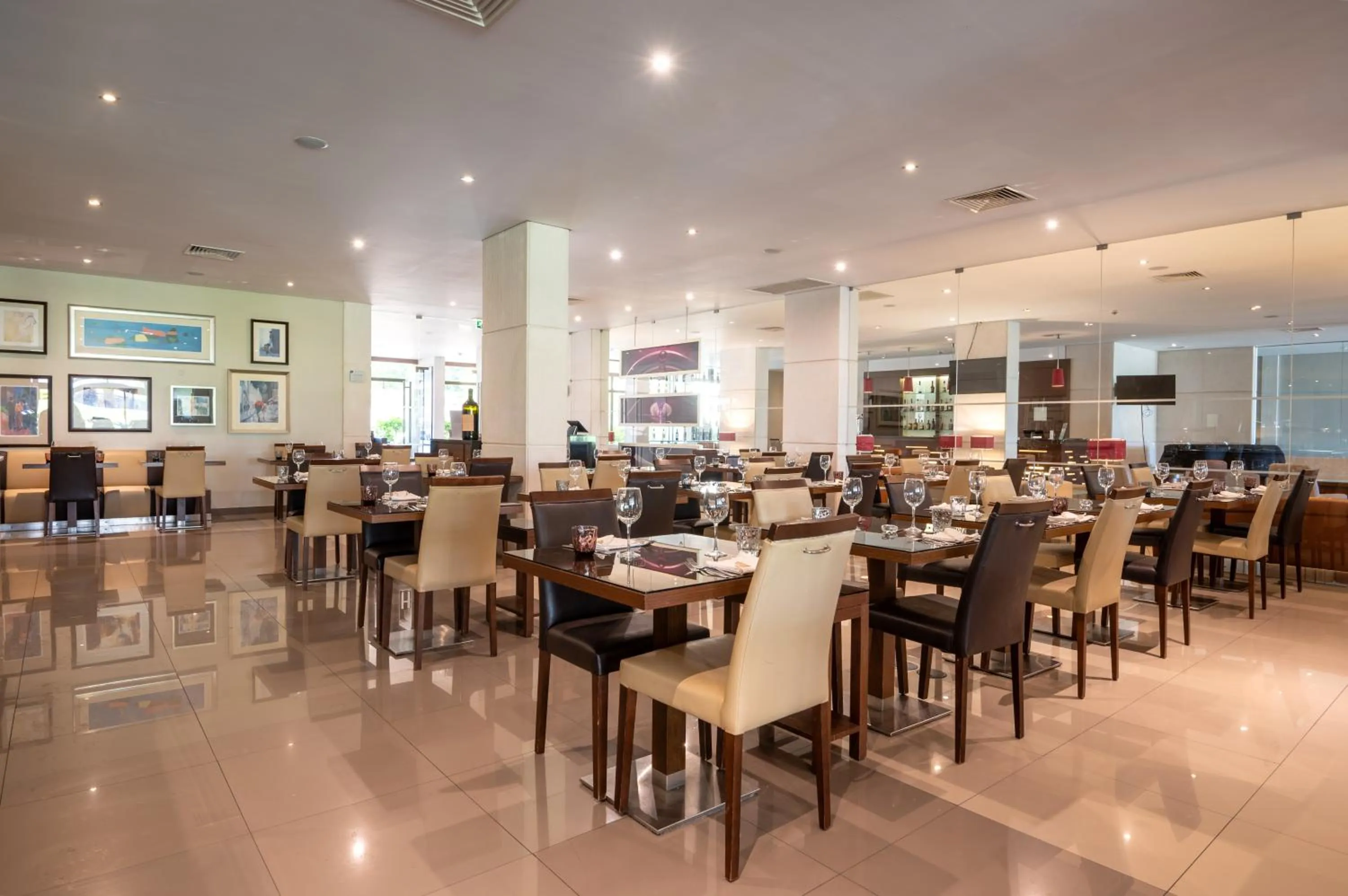 Restaurant/places to eat in Vila Gale Cascais