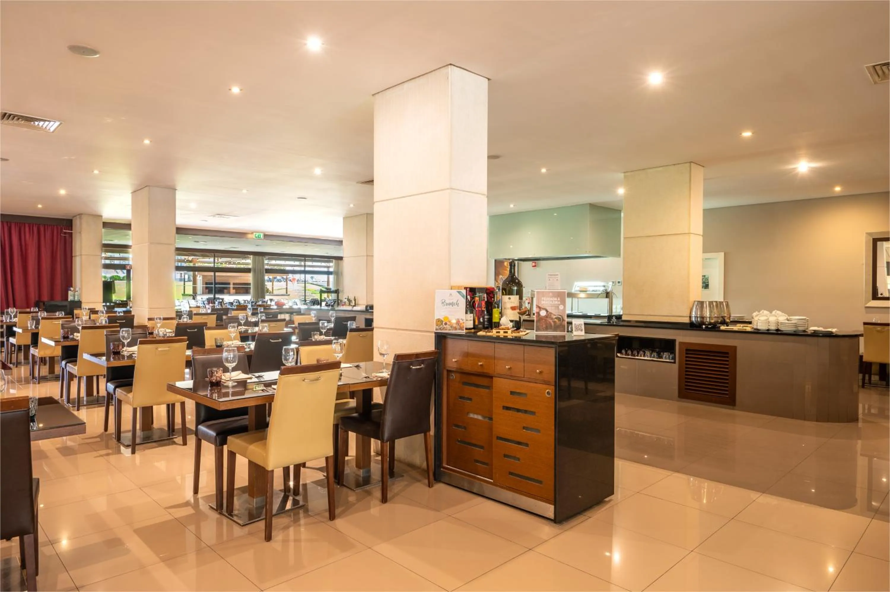 Restaurant/places to eat in Vila Gale Cascais