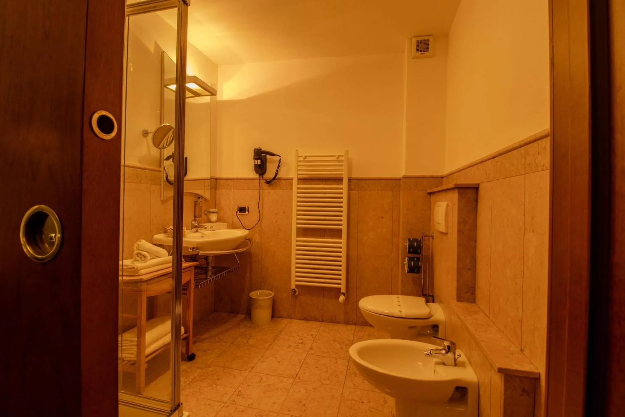 Bathroom in Paradise Hotel & Wellness