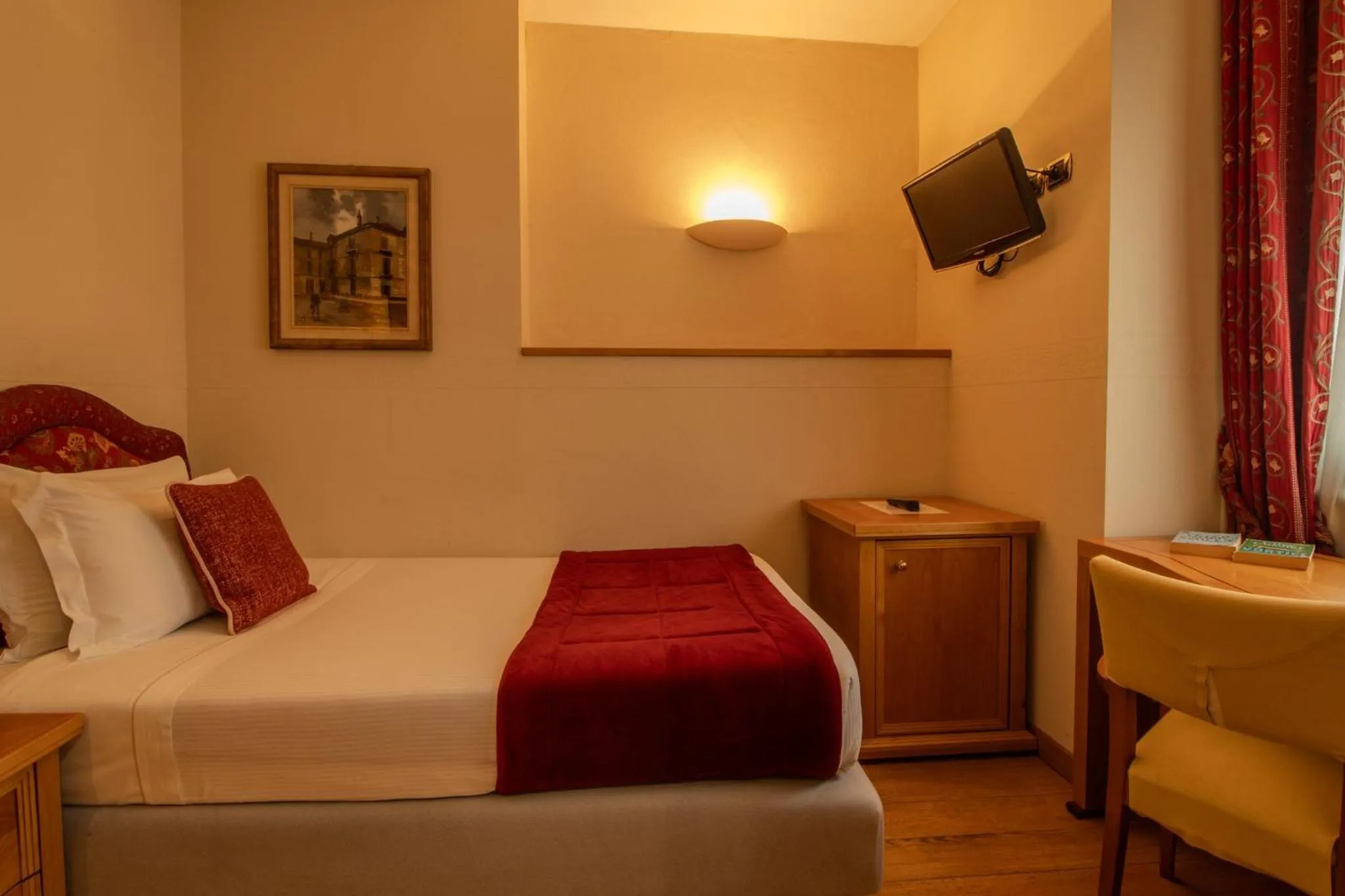 Bedroom, Bed in Paradise Hotel & Wellness